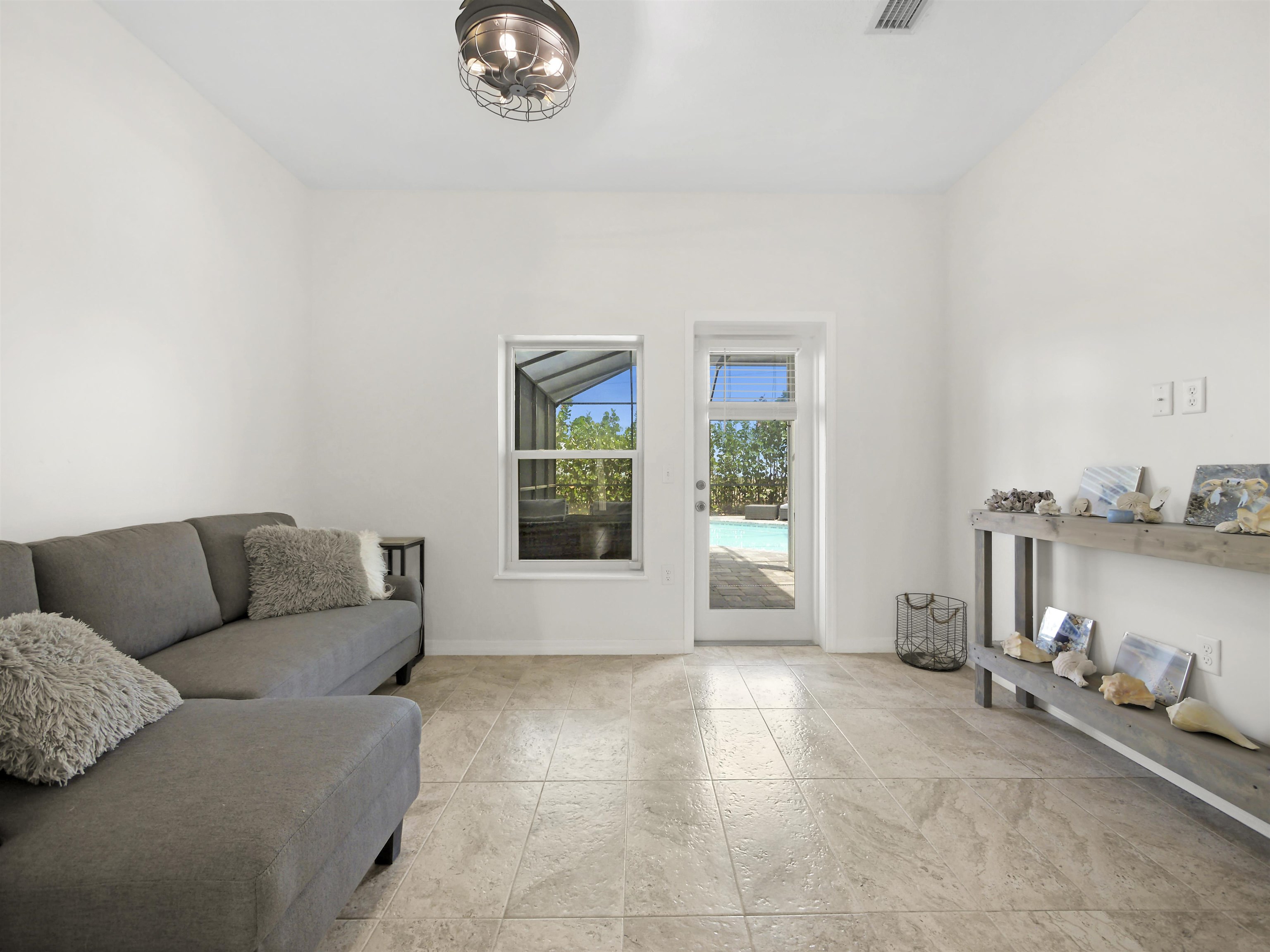 Image 11 of 50 For 9260 July Ln