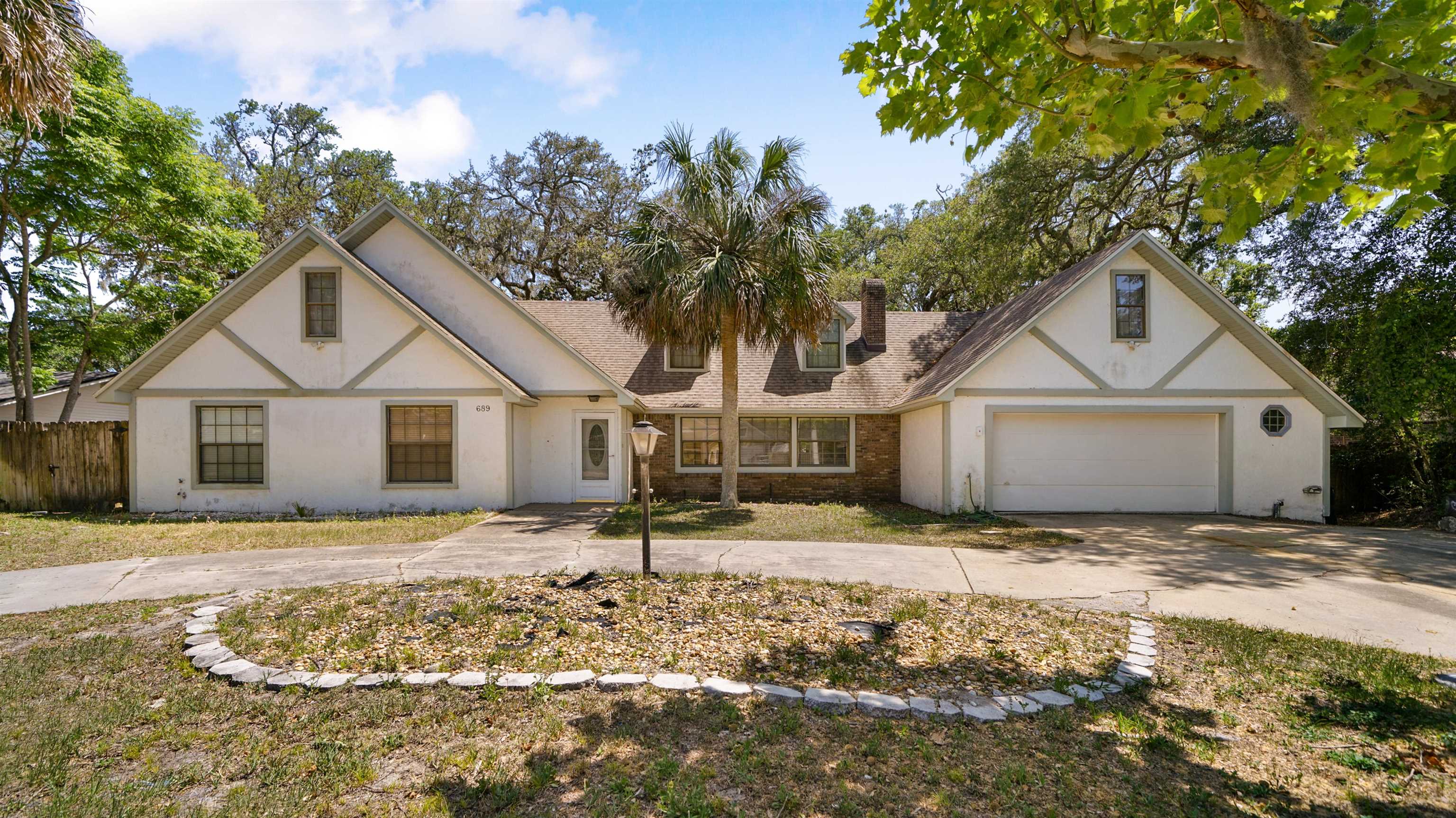 Image 46 of 49 For 689 16th St  