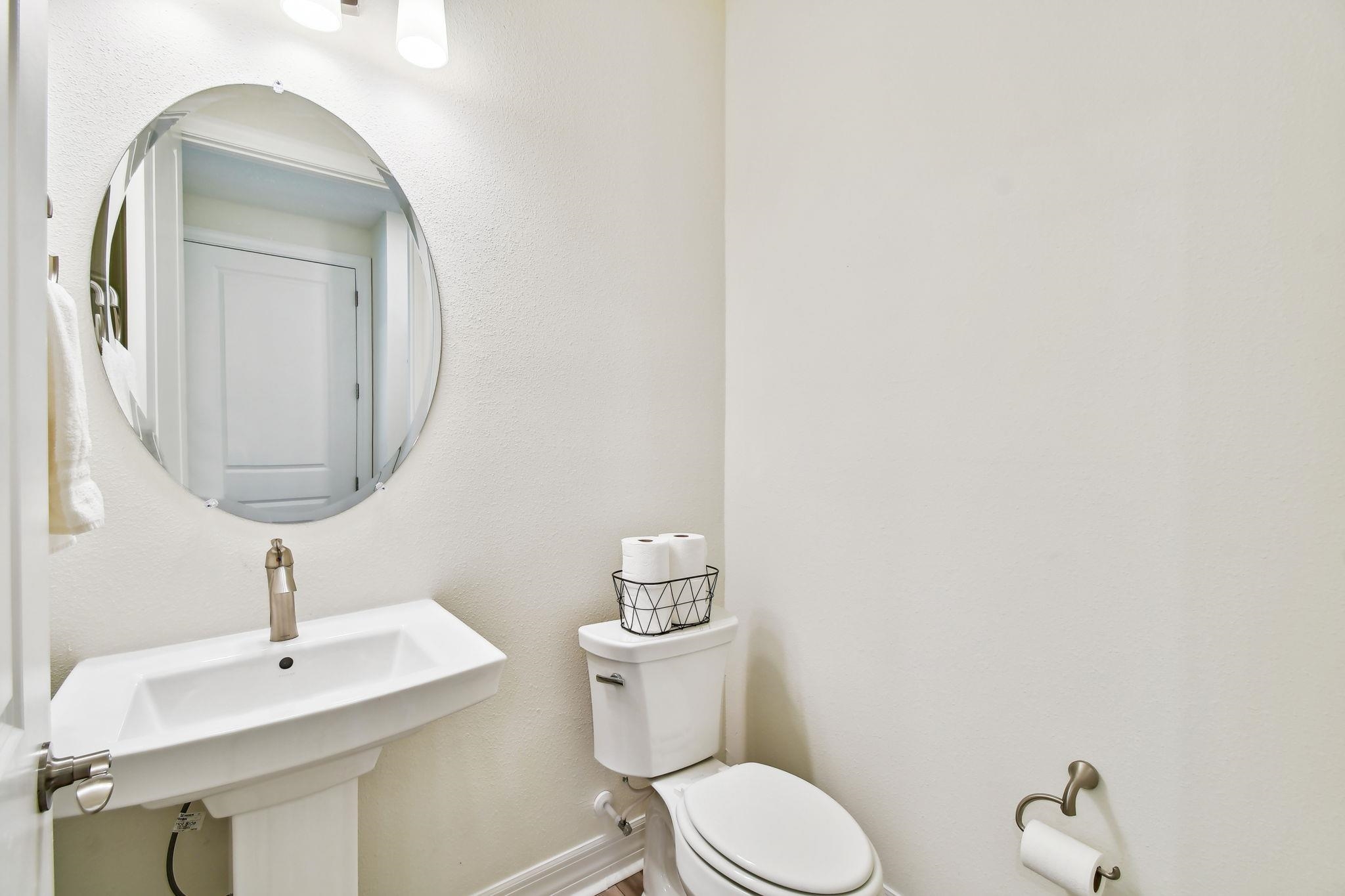 Image 33 of 61 For 82 Lone Cypress Way