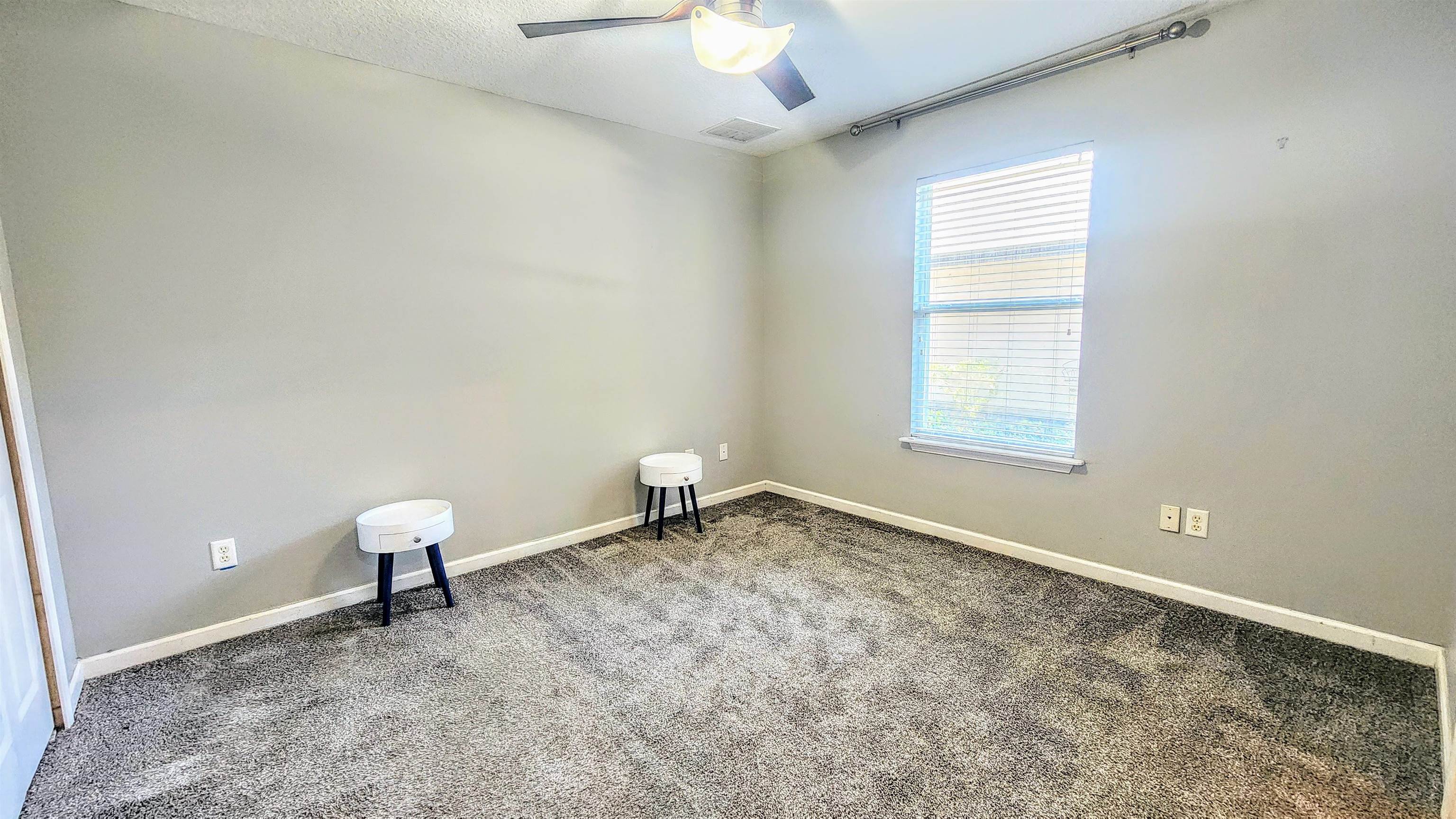 Image 32 of 42 For 5200 Comfort Ct