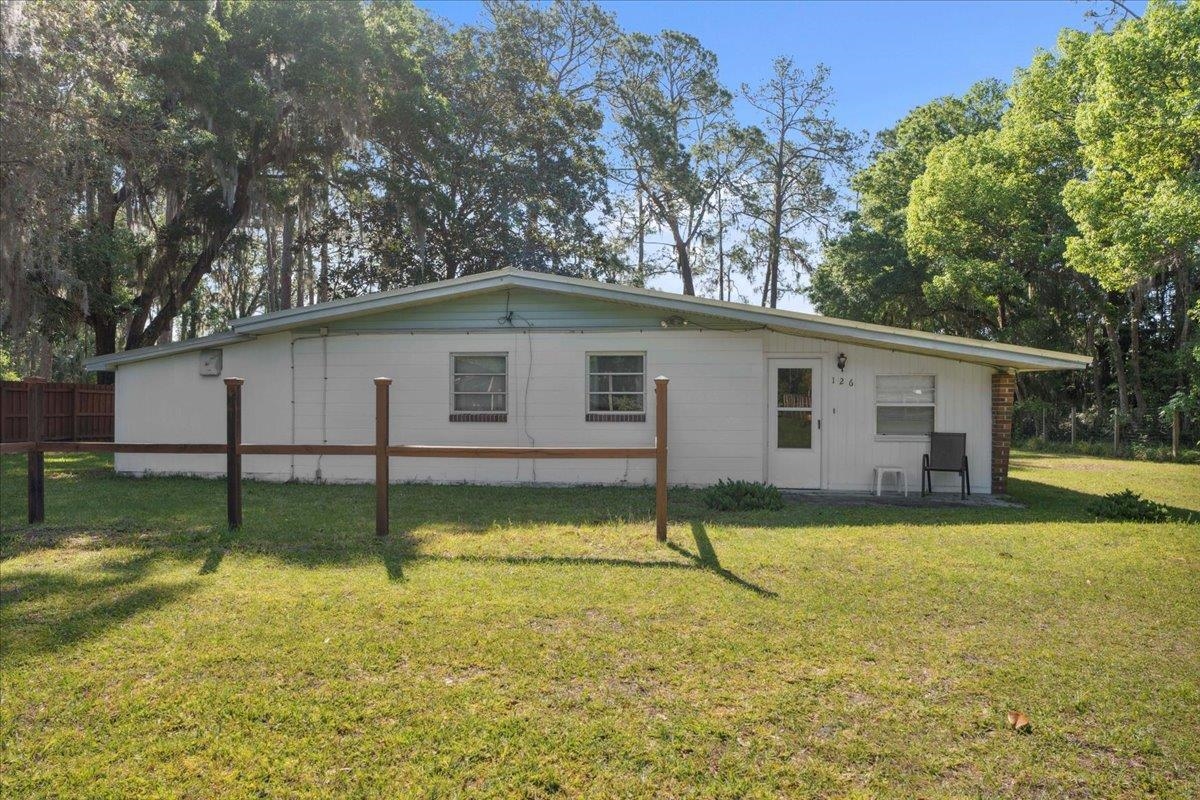 Image 12 of 54 For 126 Echo Ln  