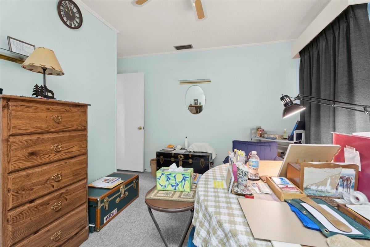 Image 30 of 54 For 126 Echo Ln  