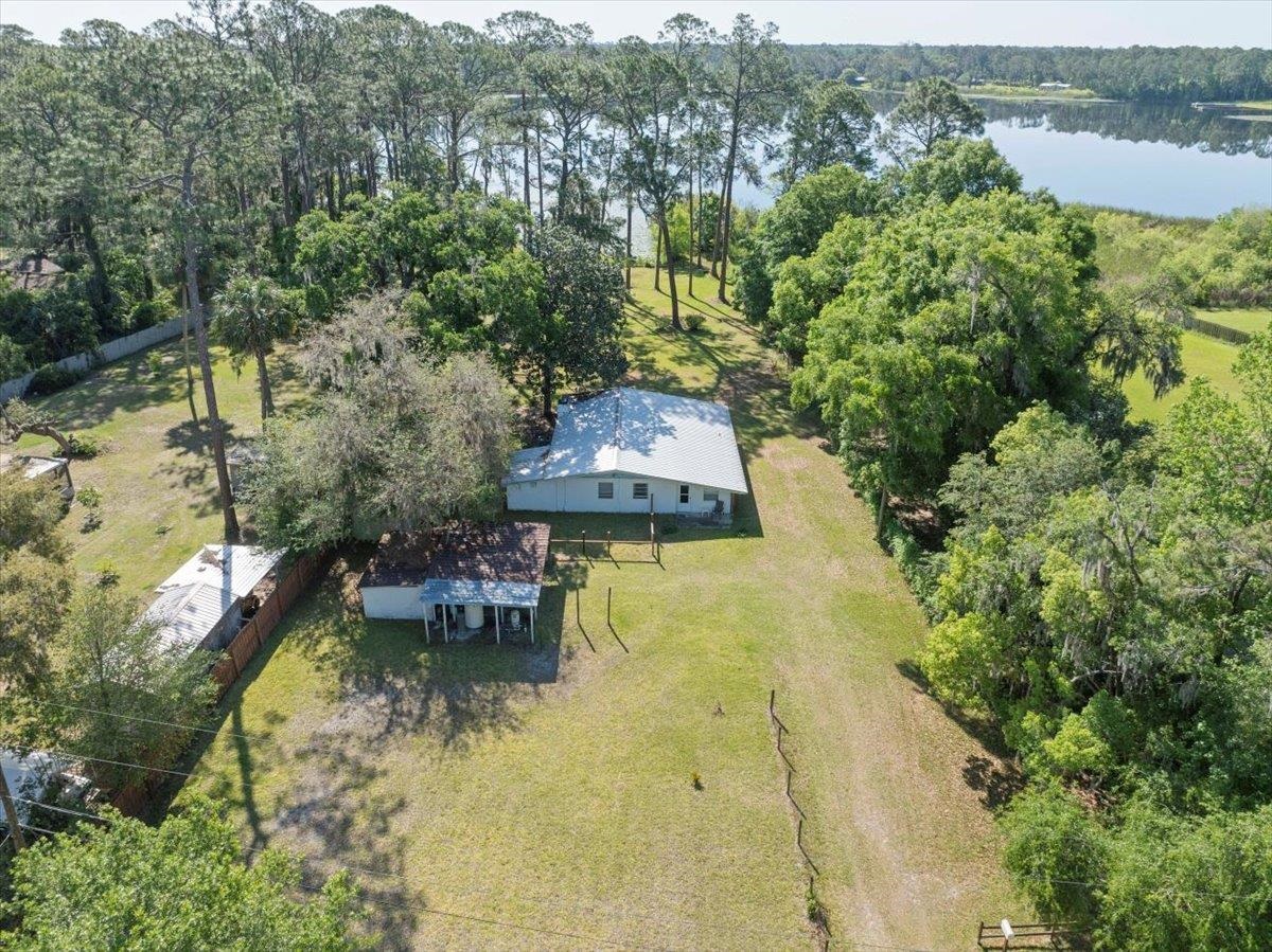 Image 4 of 54 For 126 Echo Ln  