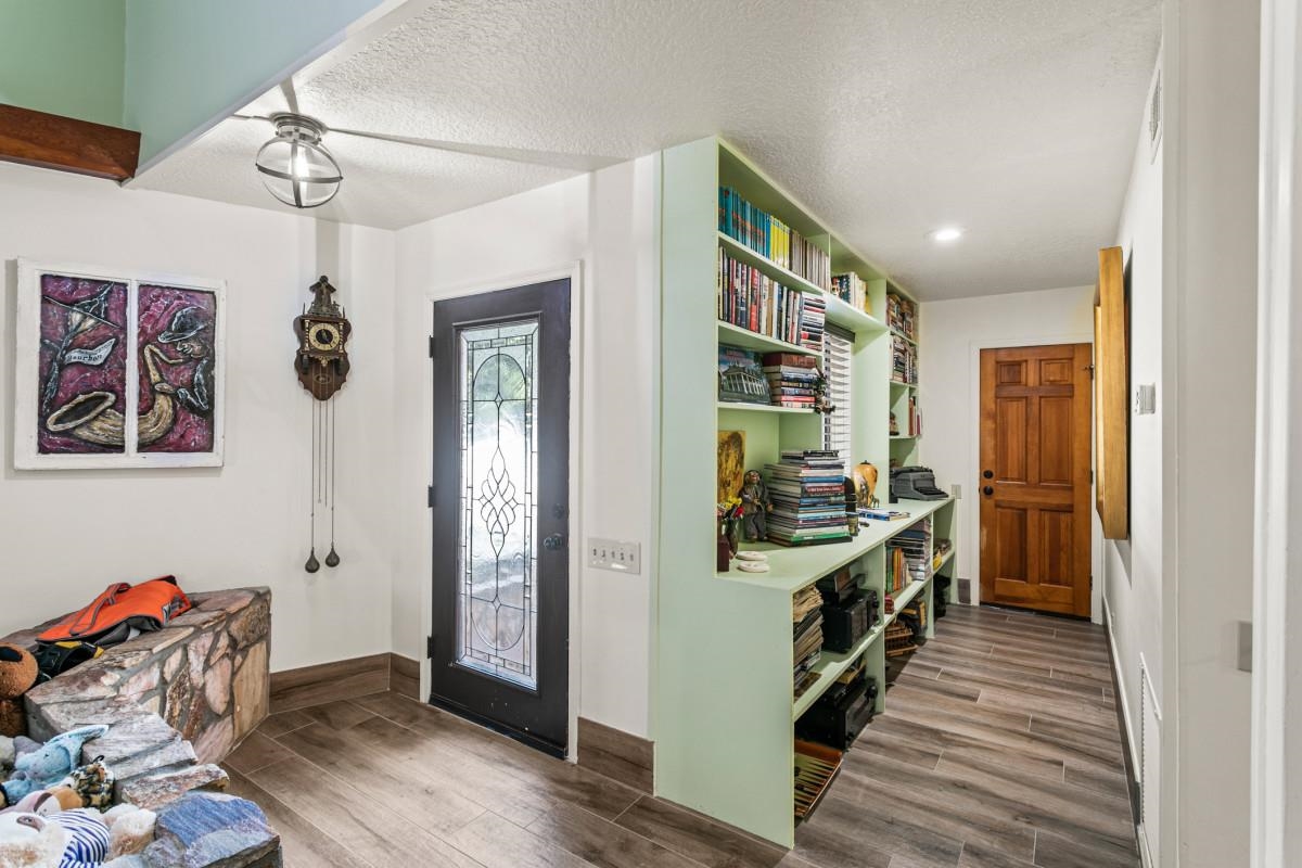 Image 10 of 49 For 4 Santa Maria Ln