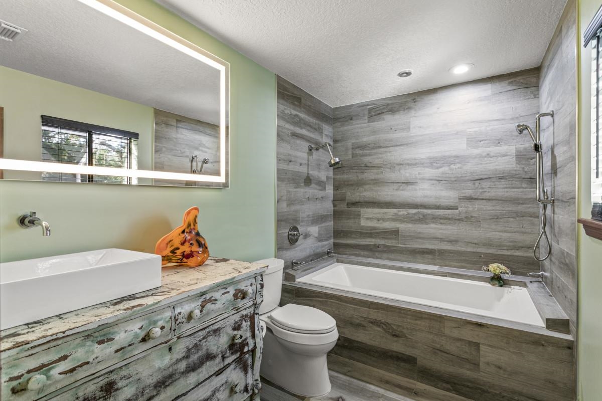 Image 30 of 49 For 4 Santa Maria Ln