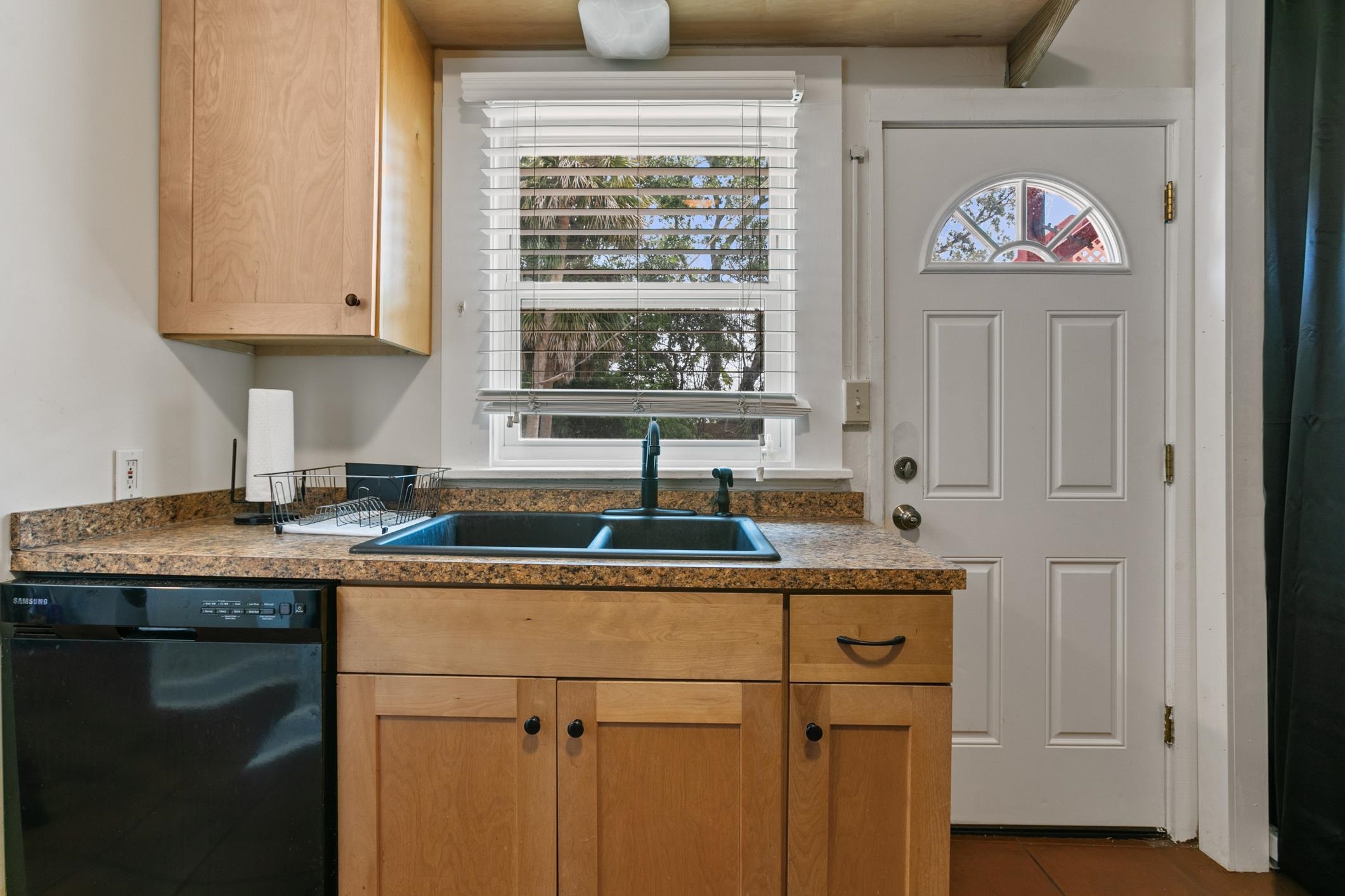 Image 45 of 81 For 85 Saint Augustine Blvd N 1