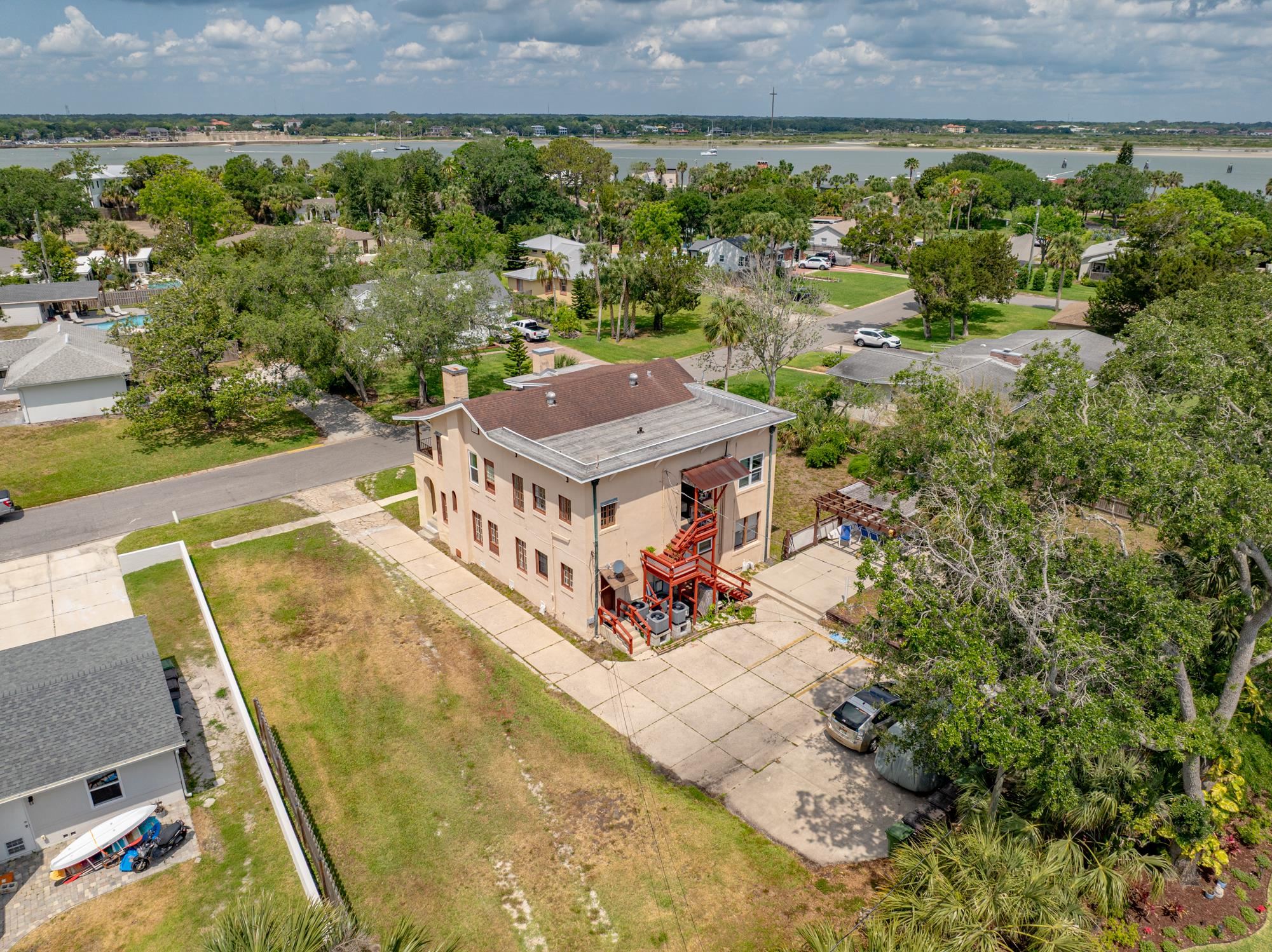 Image 80 of 81 For 85 Saint Augustine Blvd N 1