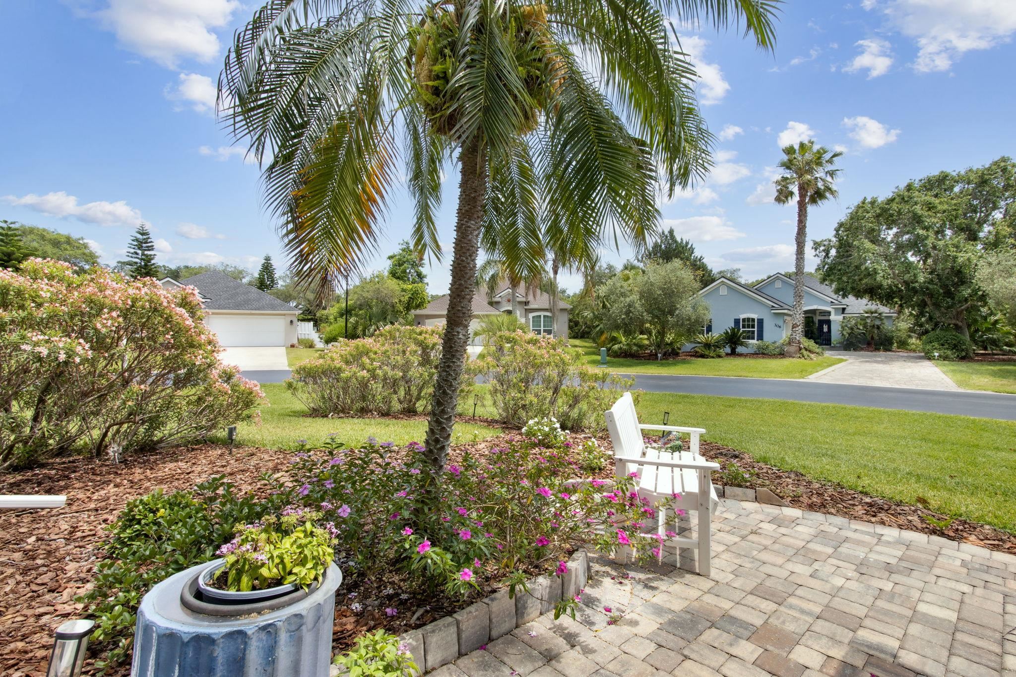 Image 11 of 58 For 303 Ocean Trace Rd S