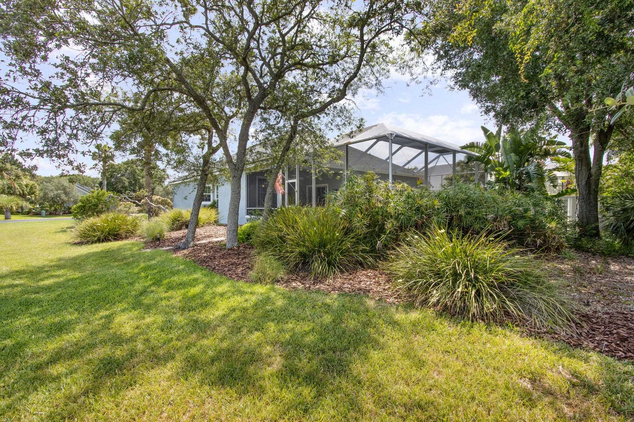 Image 35 of 58 For 303 Ocean Trace Rd S