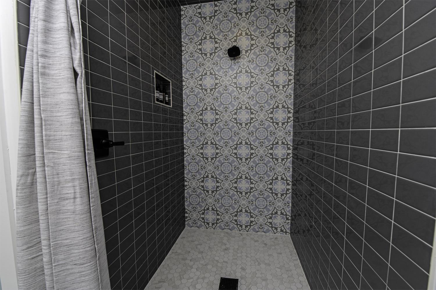 Image 31 of 90 For 16-18-20 Inlet Pl