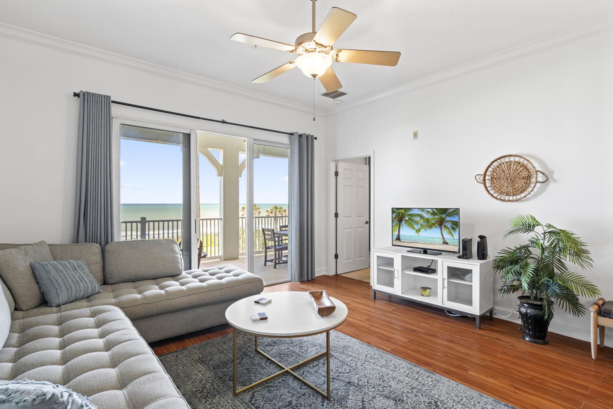 Image 15 of 56 For 700 Cinnamon Beach Way  633