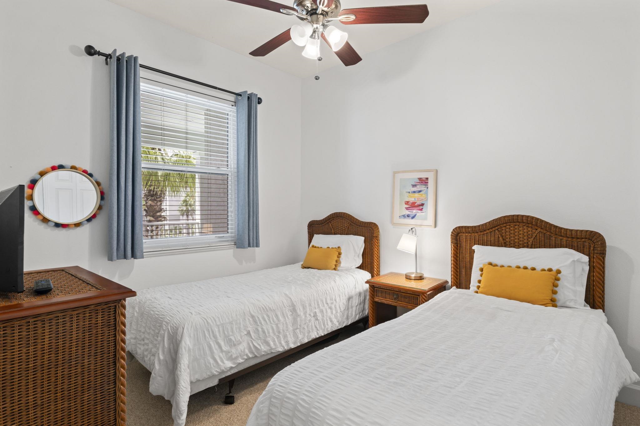 Image 24 of 56 For 700 Cinnamon Beach Way  633
