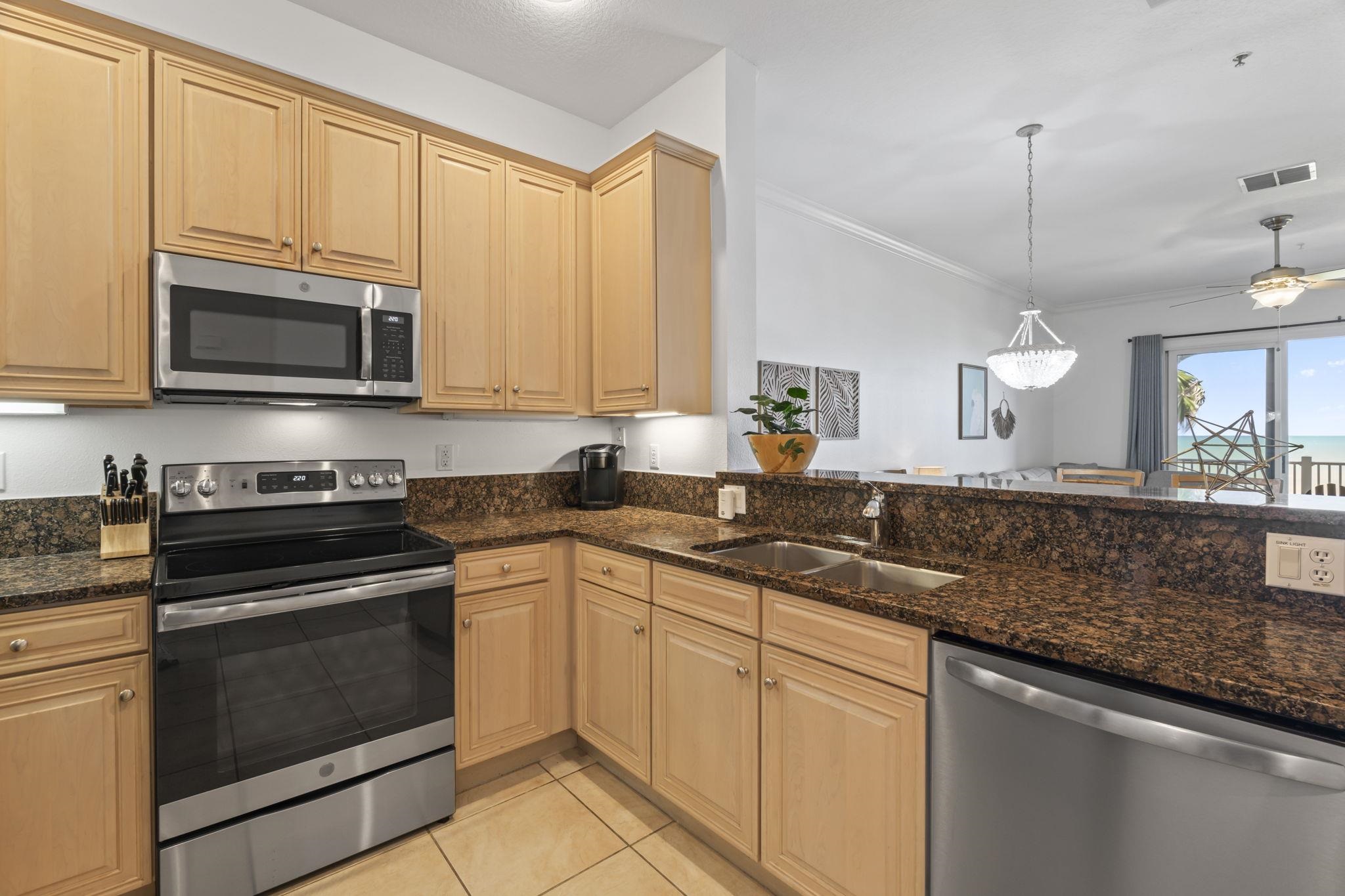 Image 7 of 56 For 700 Cinnamon Beach Way  633