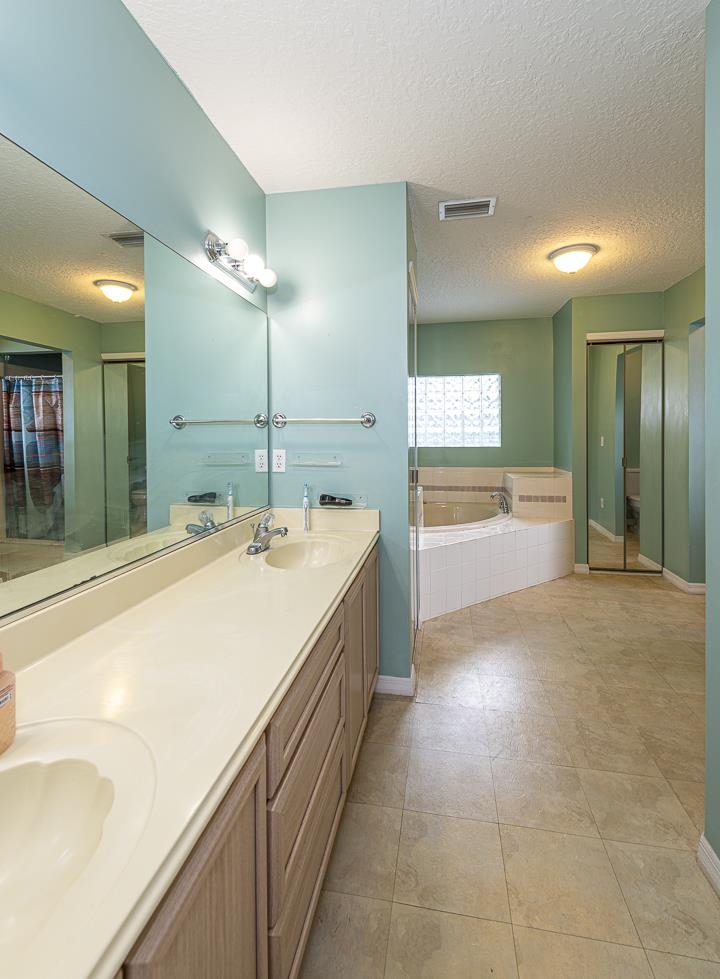 Image 11 of 22 For 116 Captains Pointe Circle