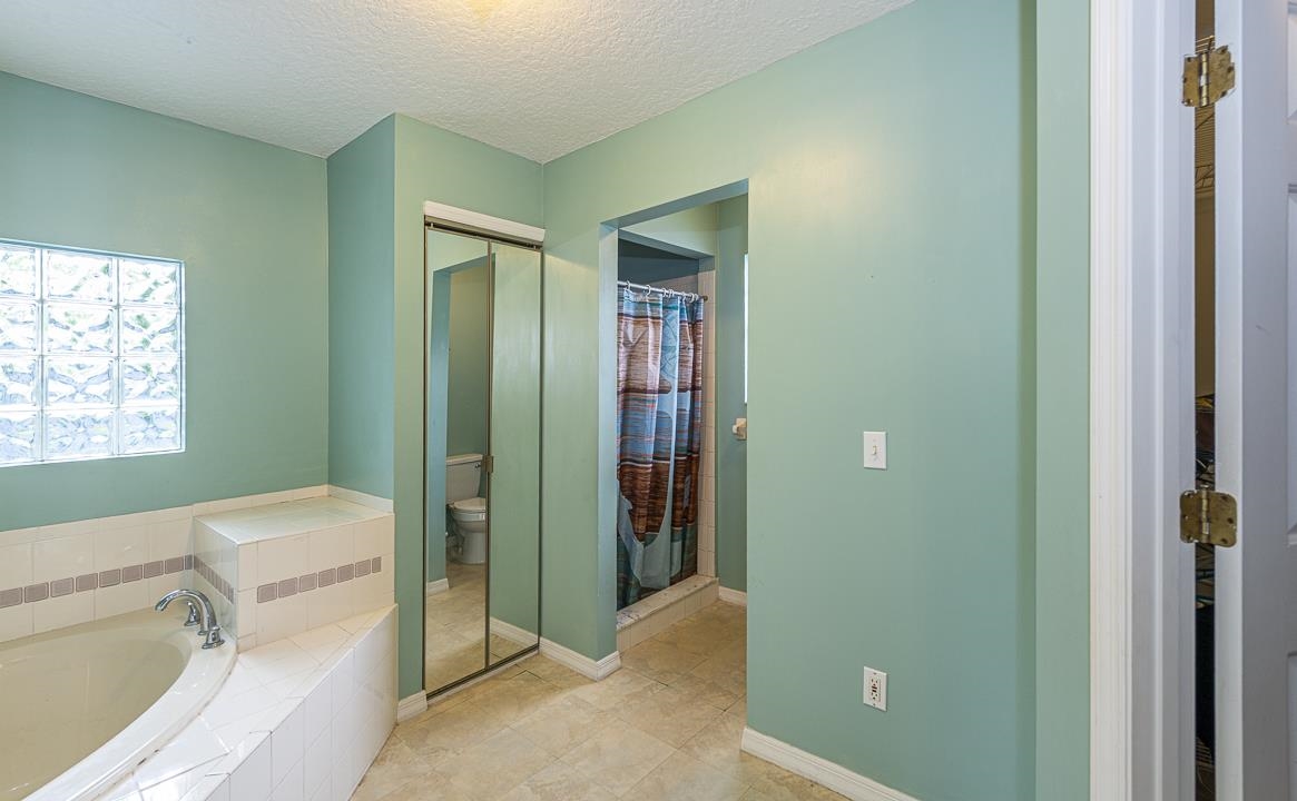 Image 13 of 22 For 116 Captains Pointe Circle