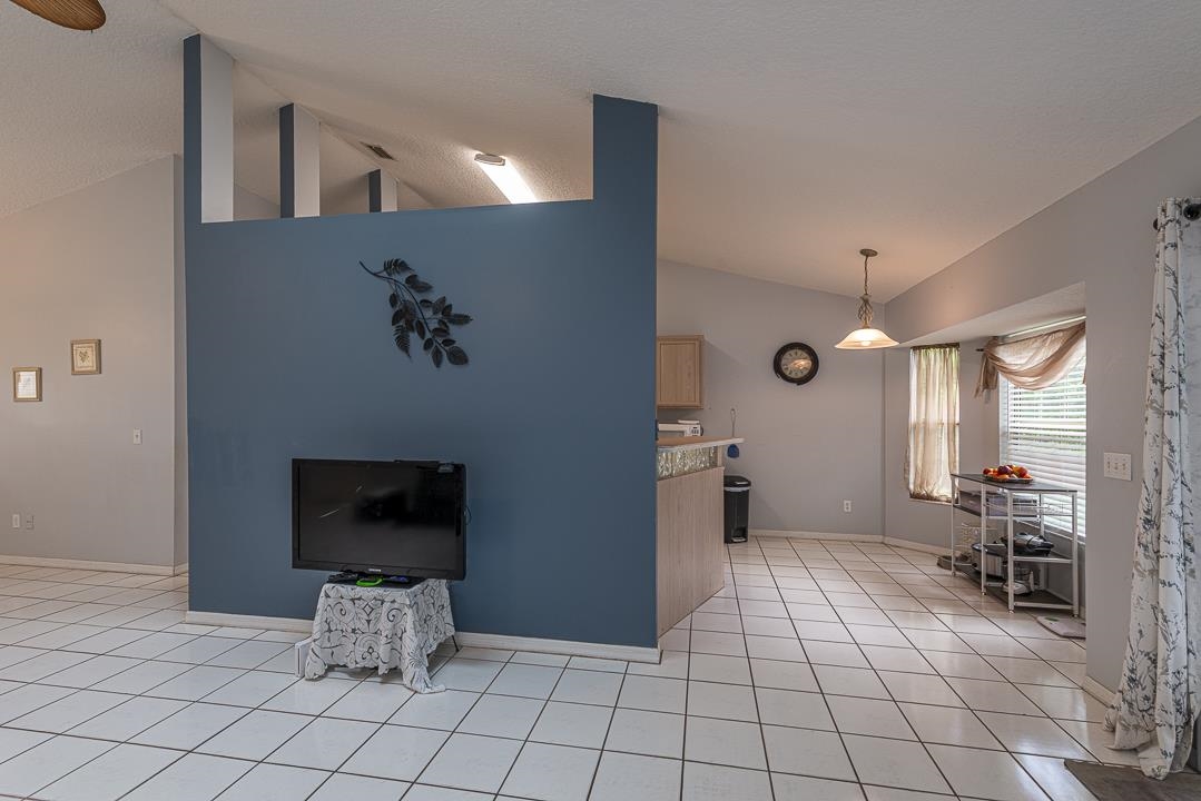 Image 5 of 22 For 116 Captains Pointe Circle