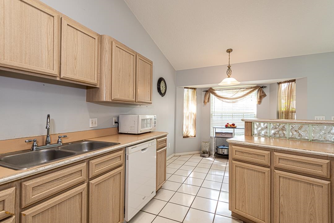 Image 7 of 22 For 116 Captains Pointe Circle