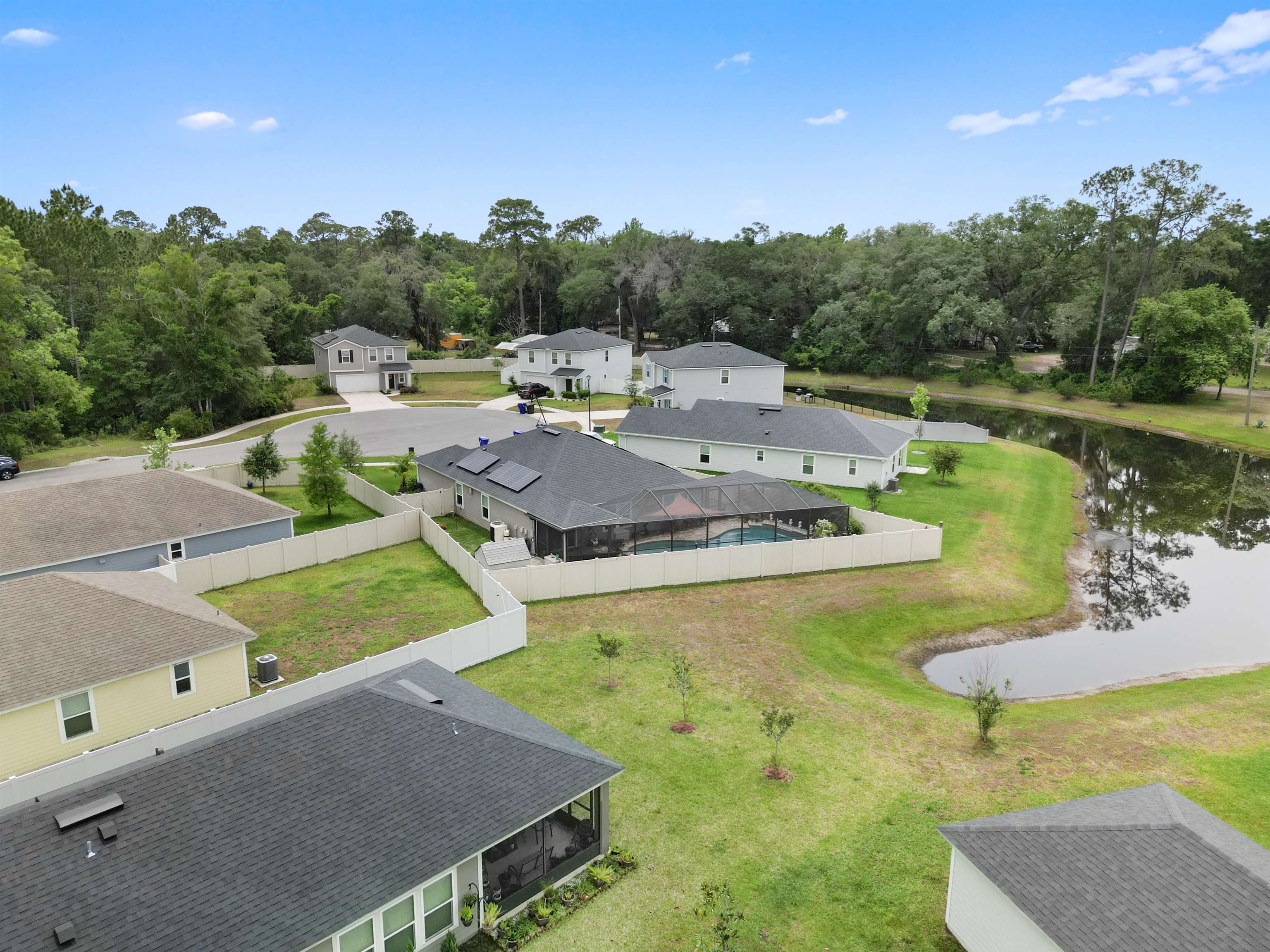 Image 5 of 32 For 196 Sawmill Forest Ct