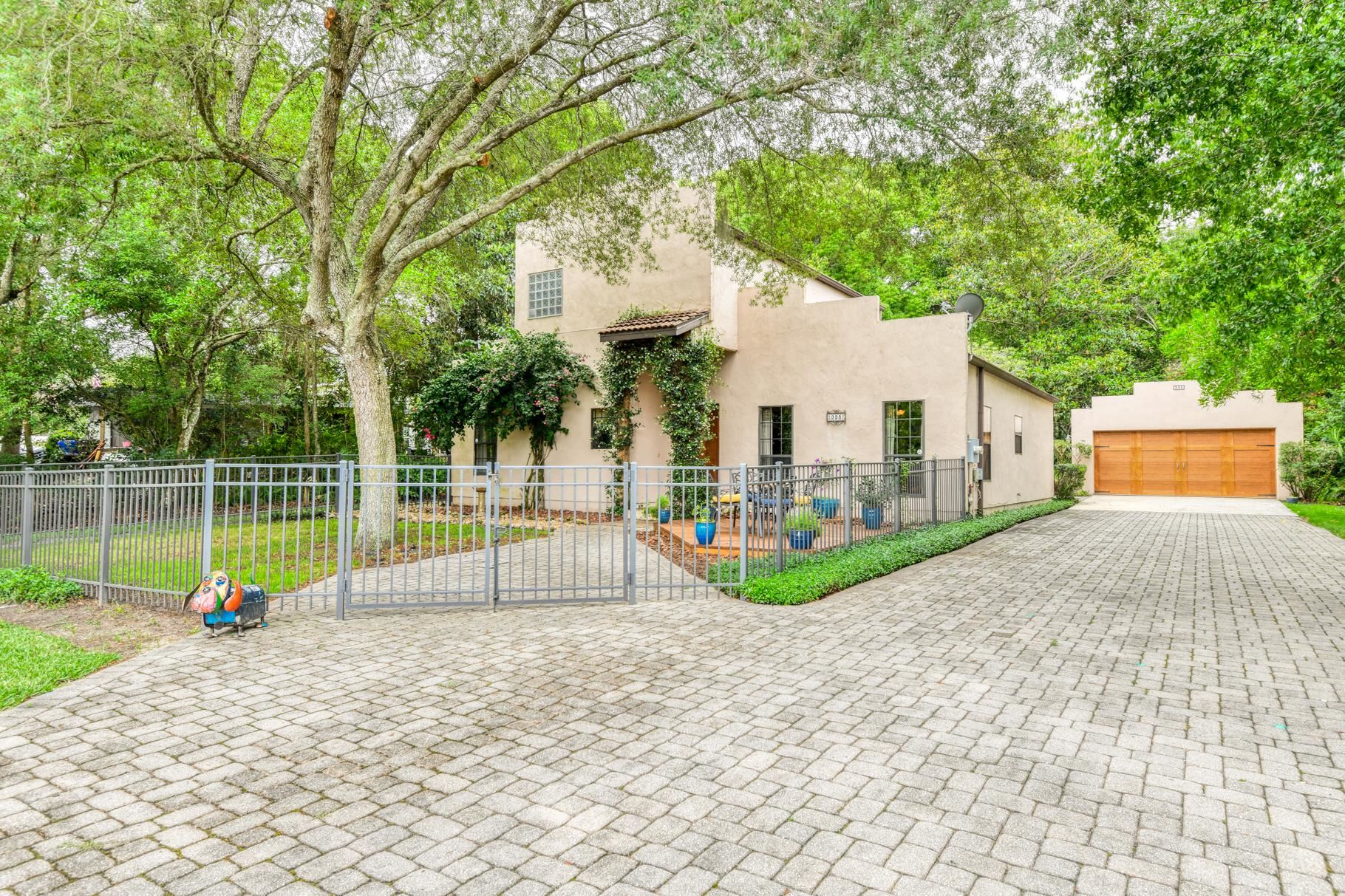 Details for 998 Aragon Ave., St Augustine, FL 32086