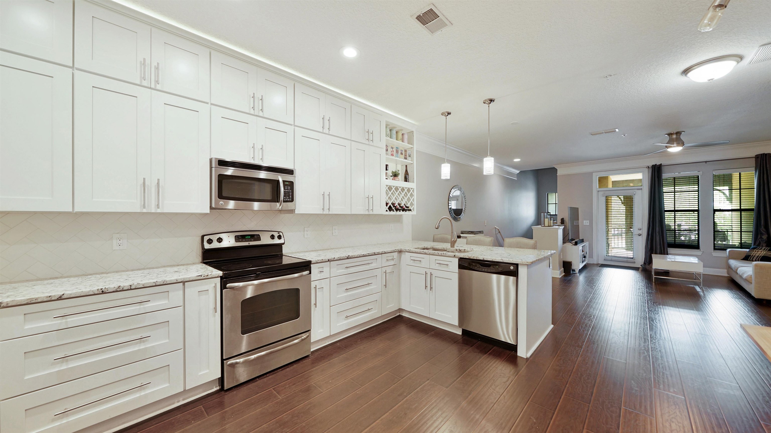 Image 12 of 56 For 9823 Tapestry Park Cir  116
