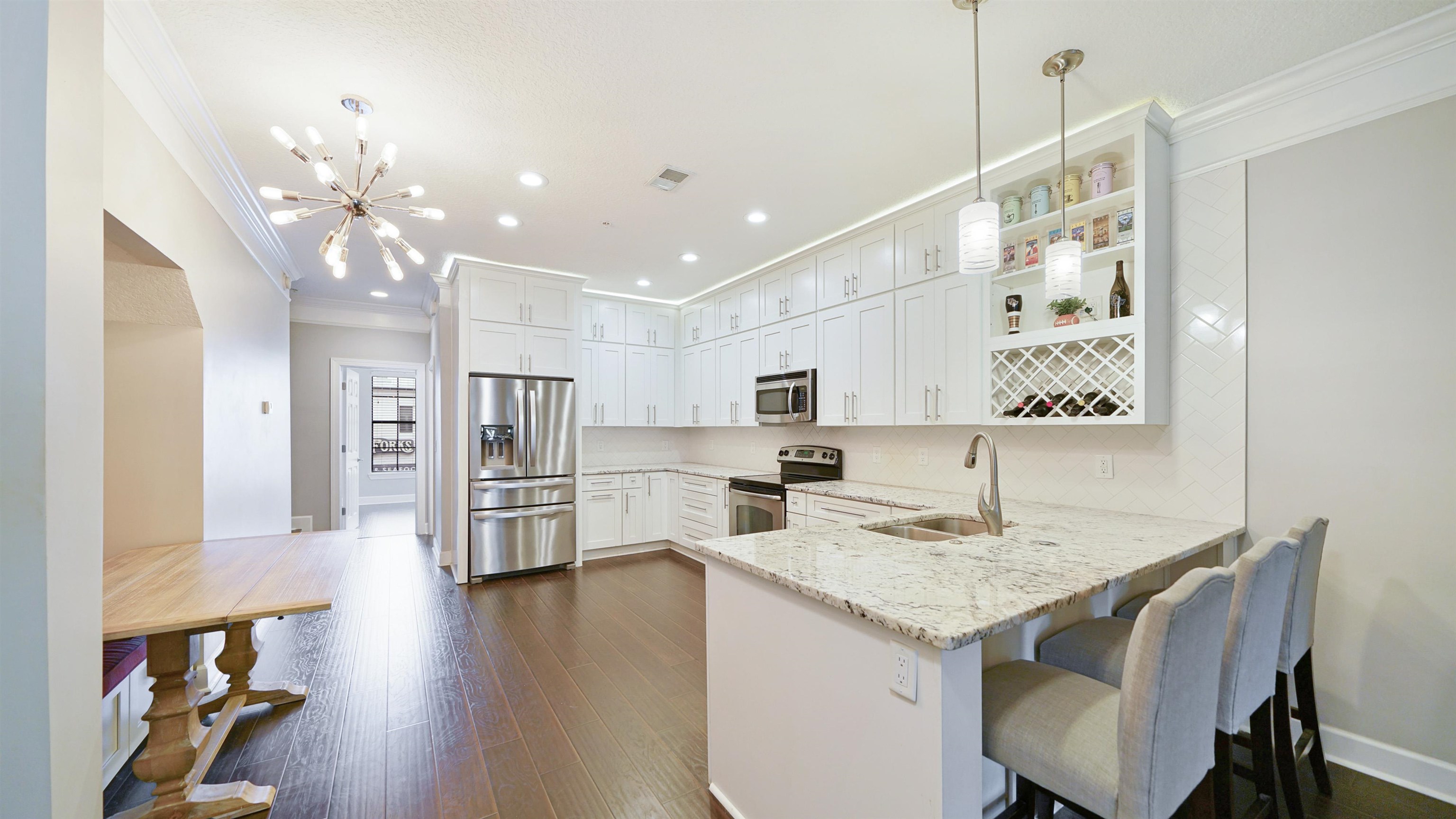 Image 3 of 56 For 9823 Tapestry Park Cir  116