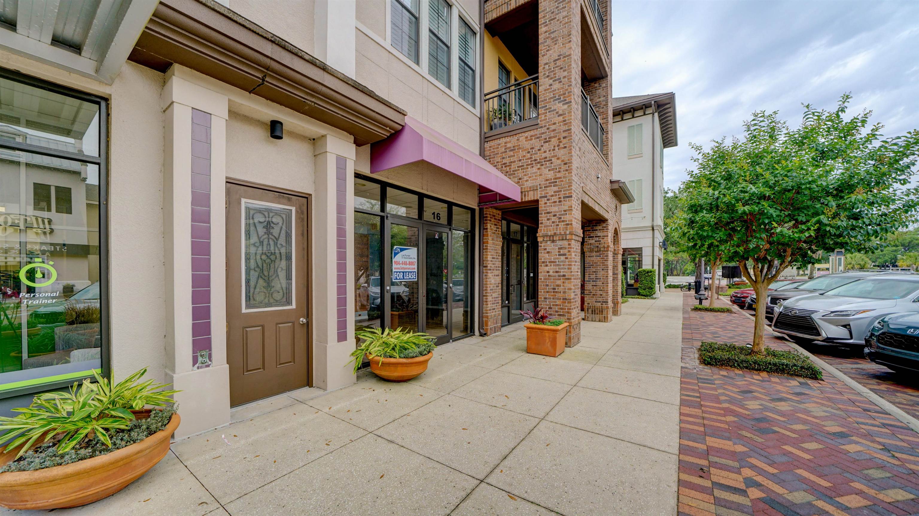 Image 36 of 56 For 9823 Tapestry Park Cir  116