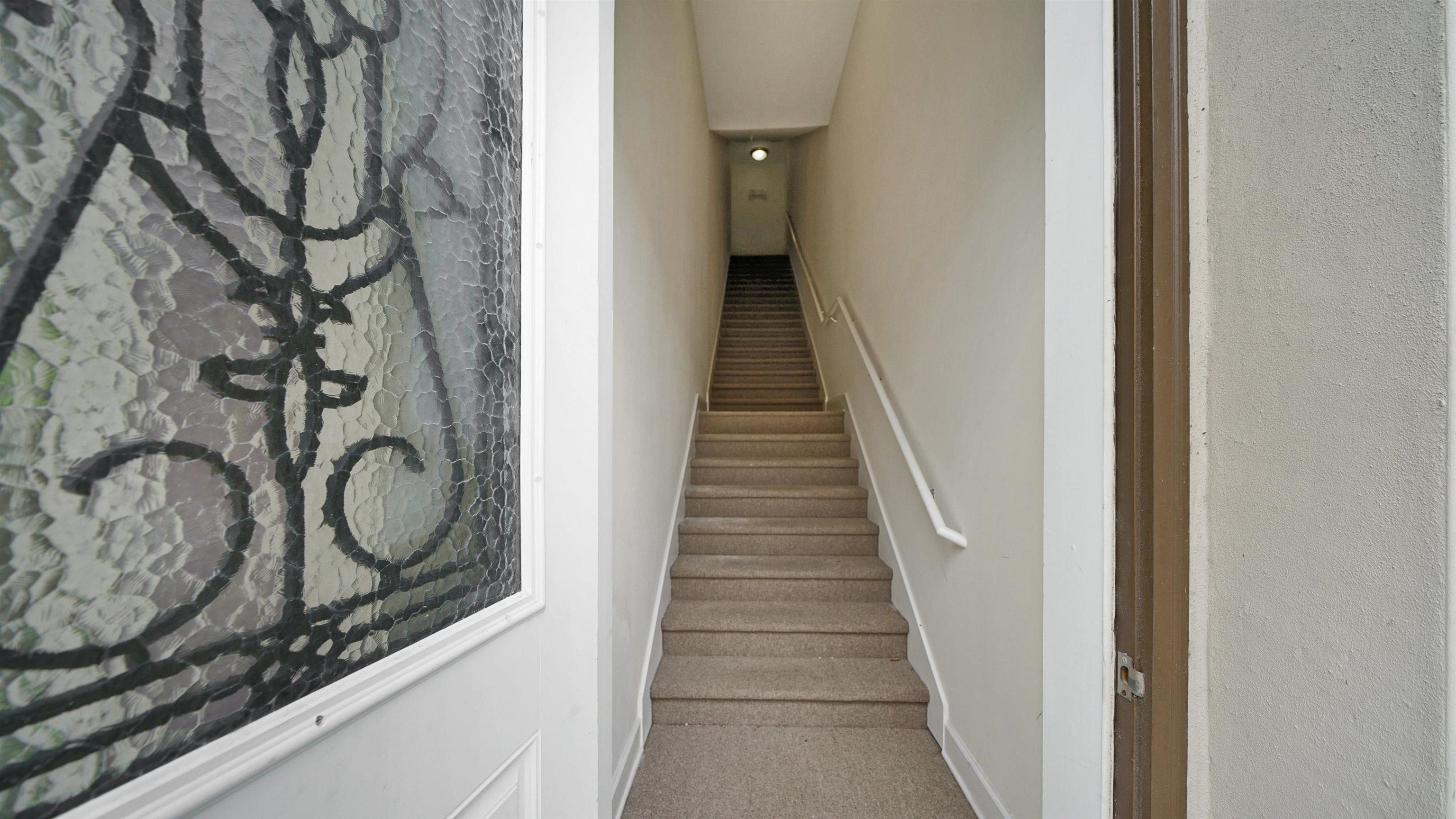 Image 39 of 56 For 9823 Tapestry Park Cir  116
