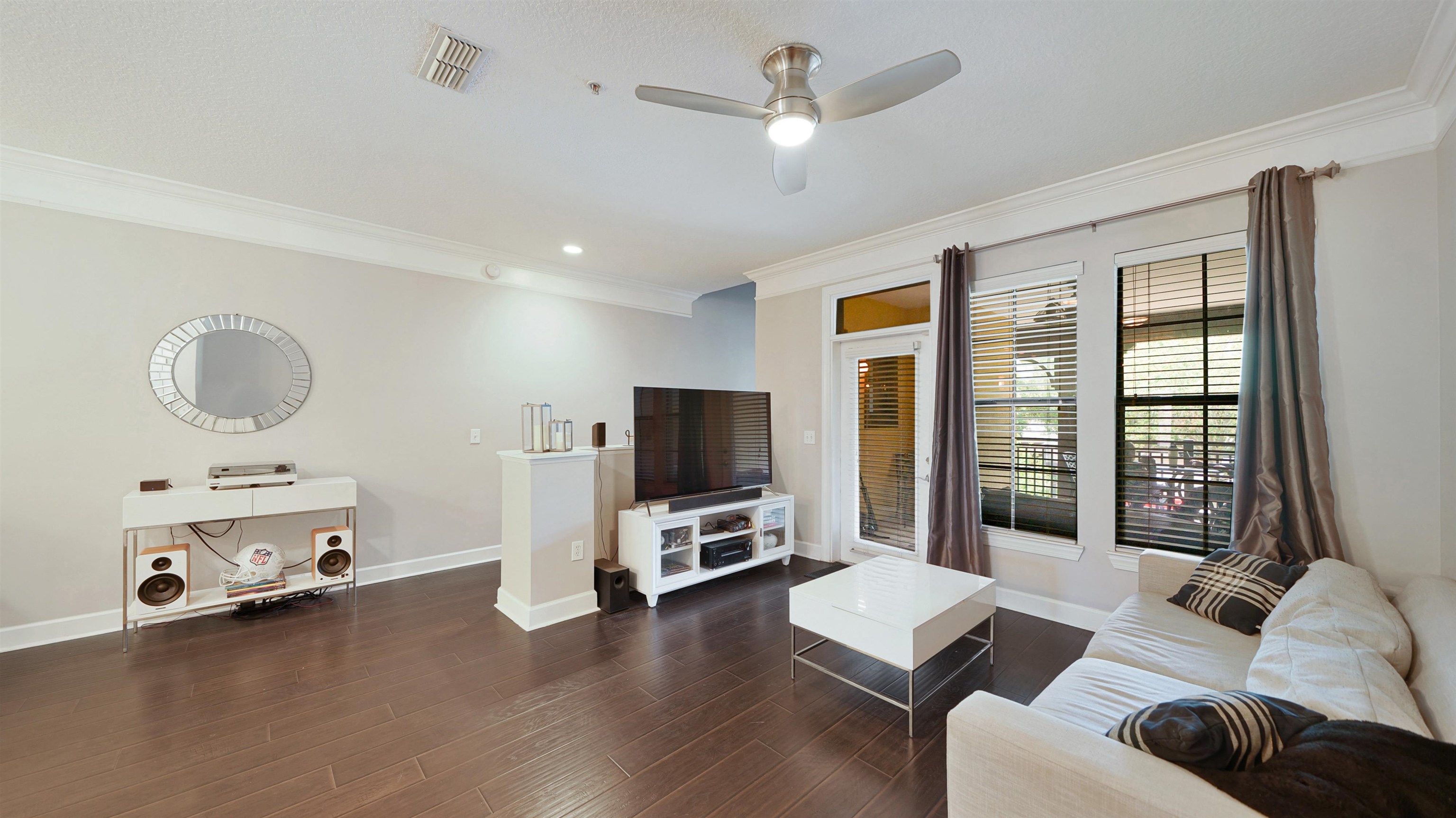 Image 4 of 56 For 9823 Tapestry Park Cir  116