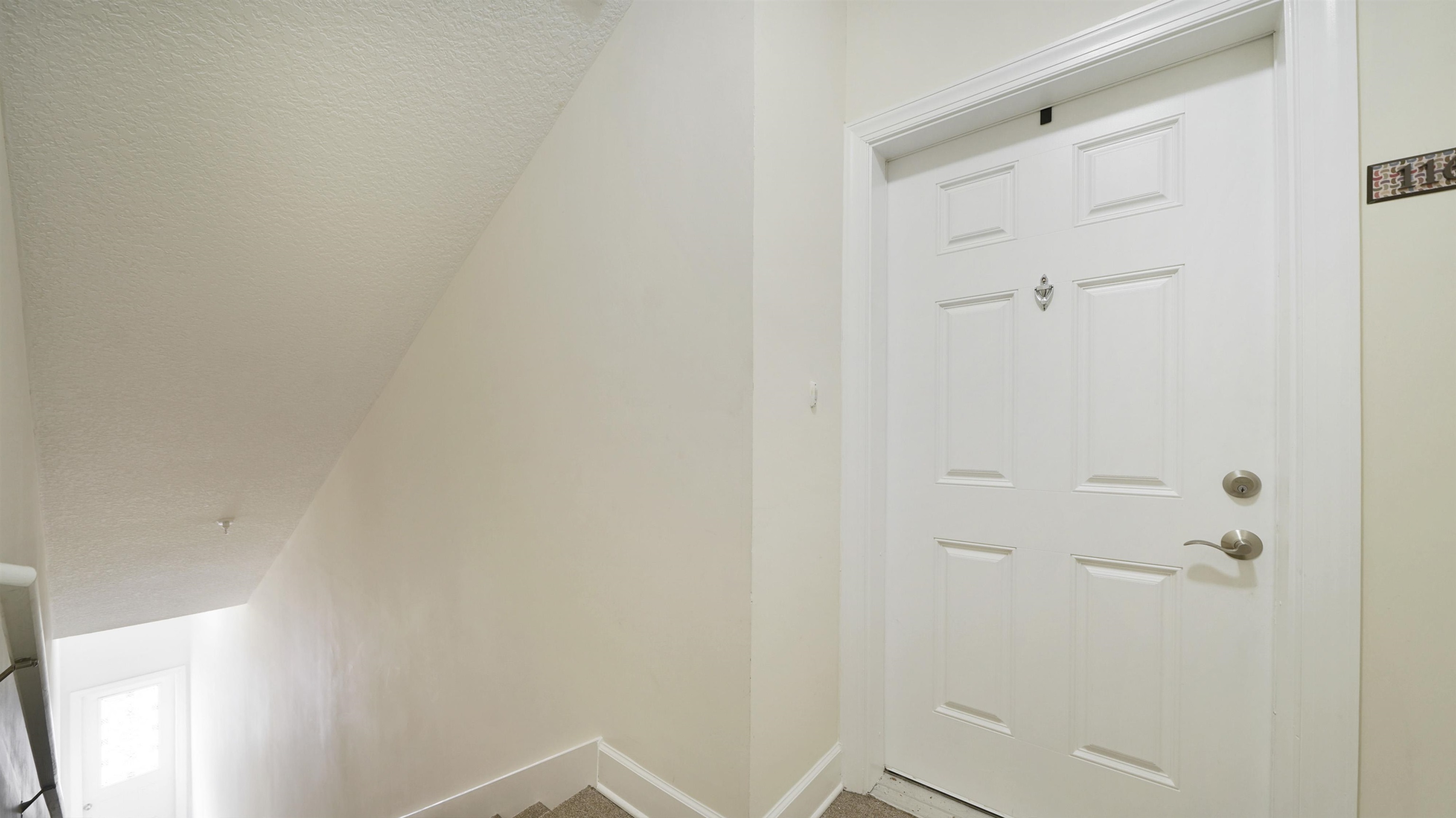 Image 40 of 56 For 9823 Tapestry Park Cir  116