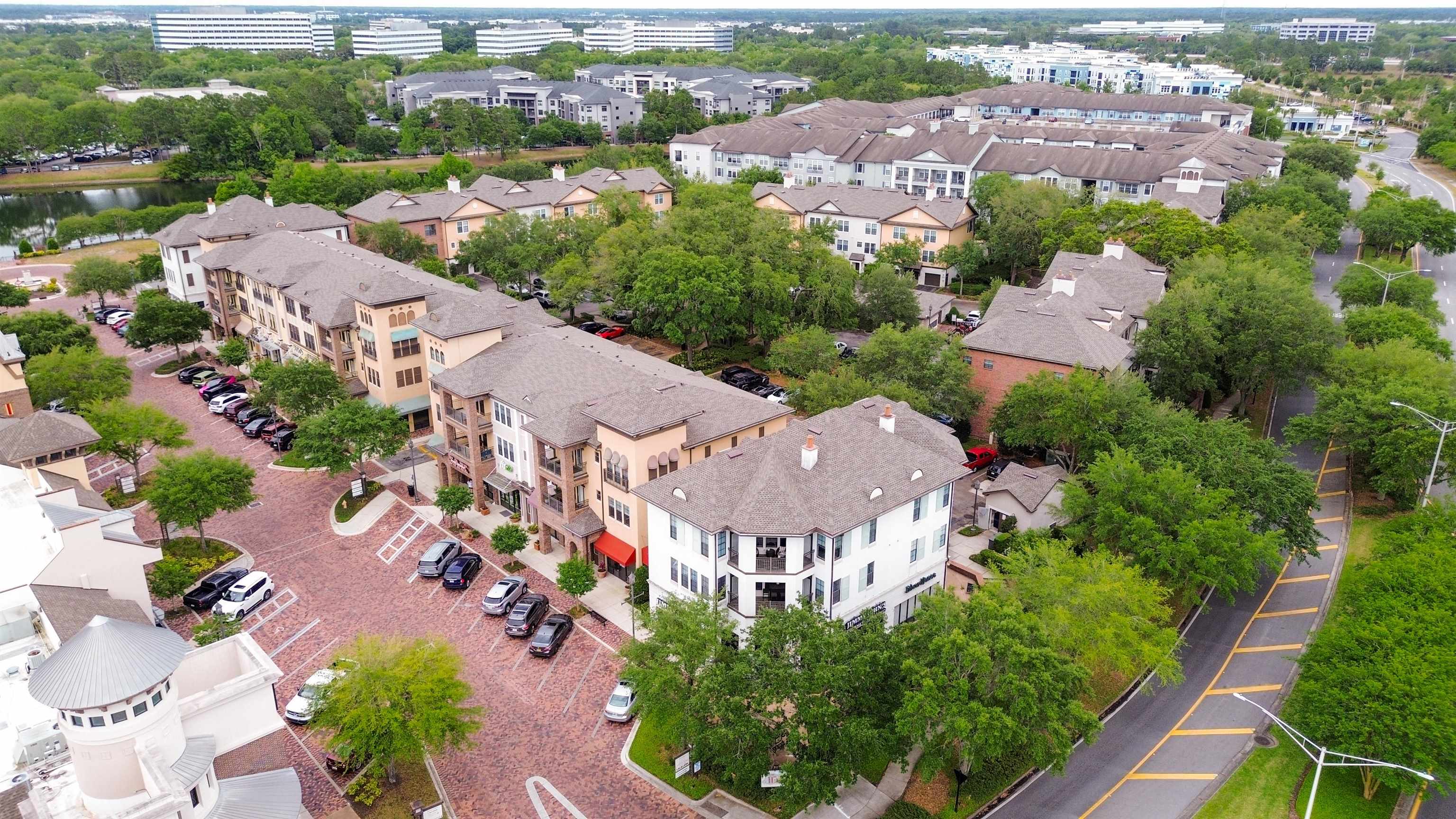 Image 44 of 56 For 9823 Tapestry Park Cir  116