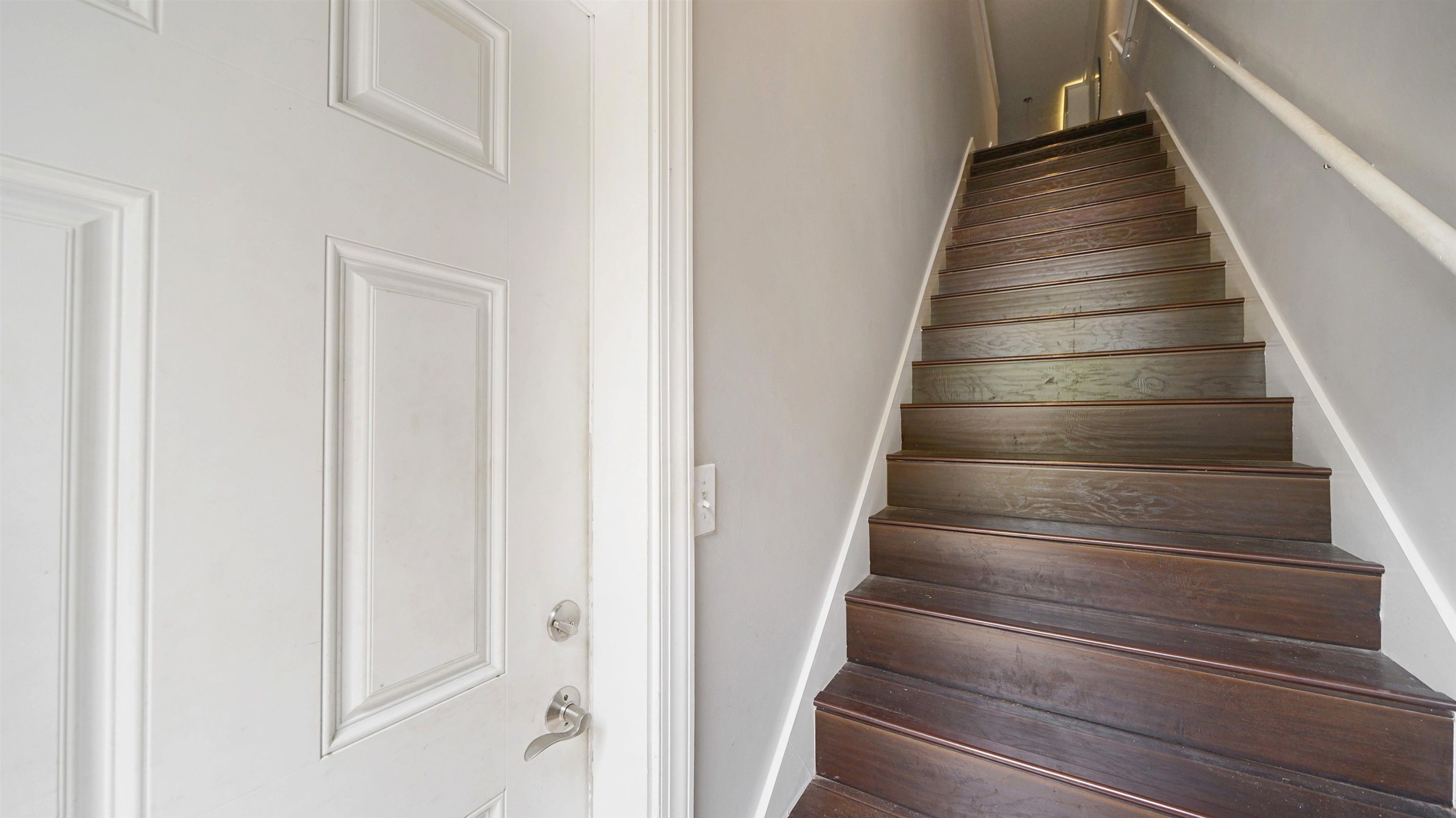 Image 5 of 56 For 9823 Tapestry Park Cir  116