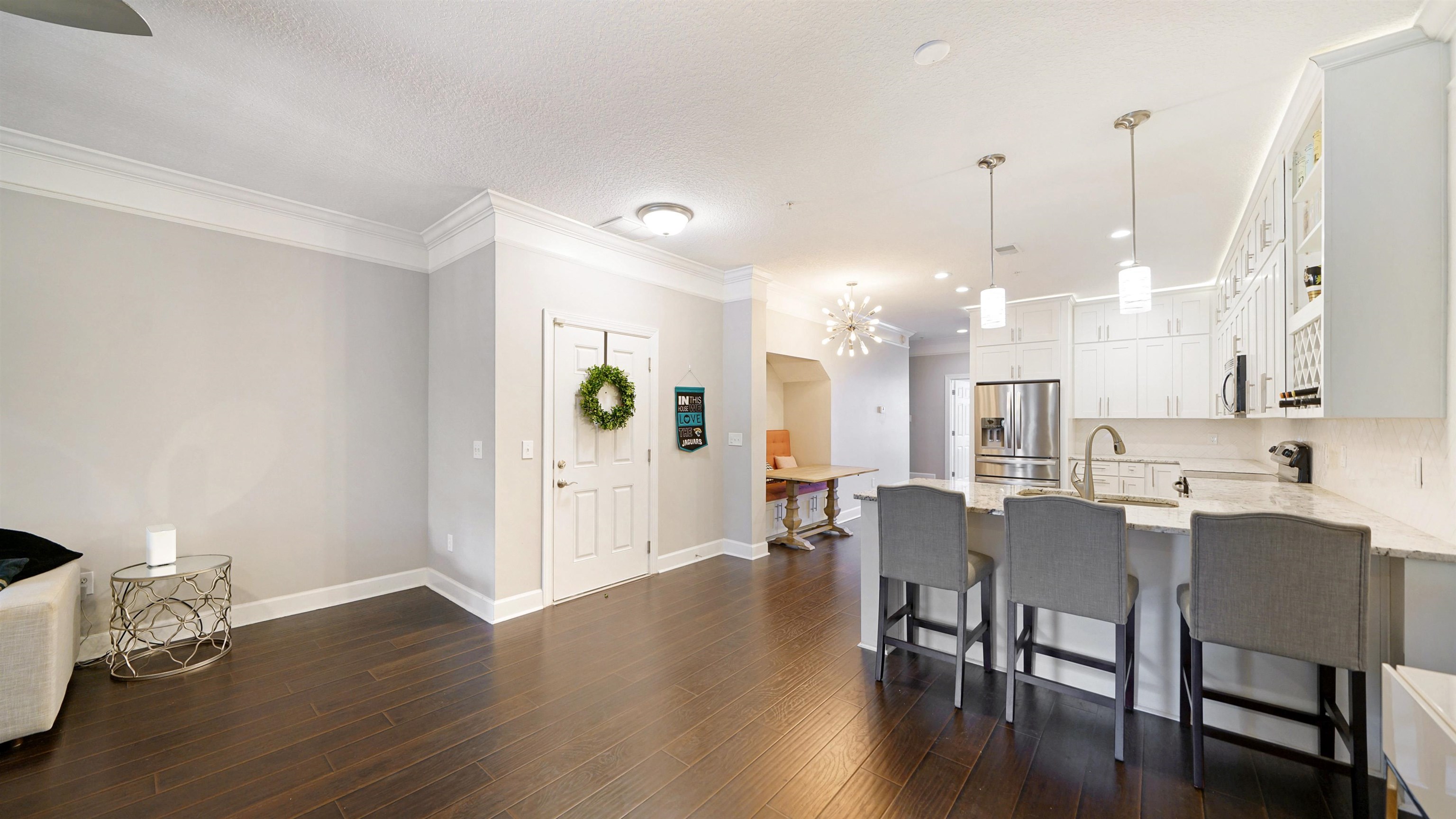 Image 7 of 56 For 9823 Tapestry Park Cir  116