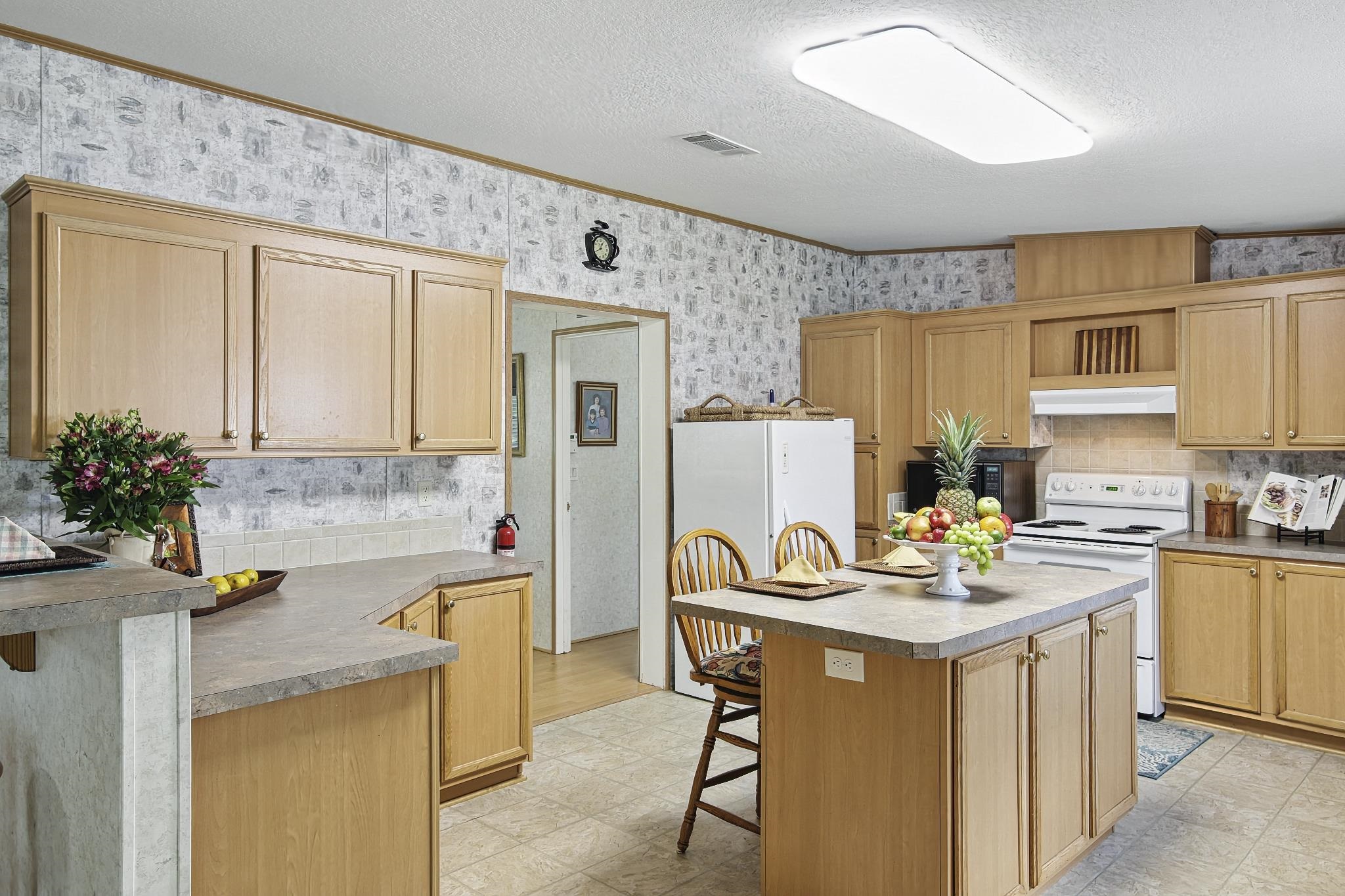 Image 14 of 51 For 2257 Whippoorwill Drive