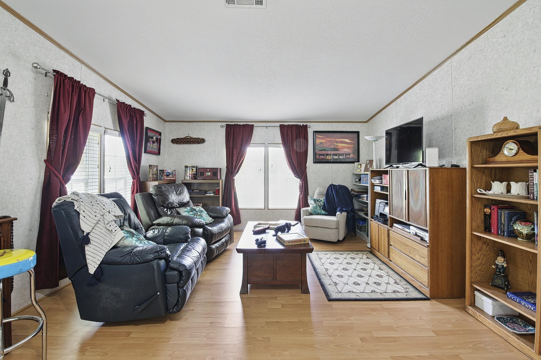 Image 33 of 51 For 2257 Whippoorwill Drive