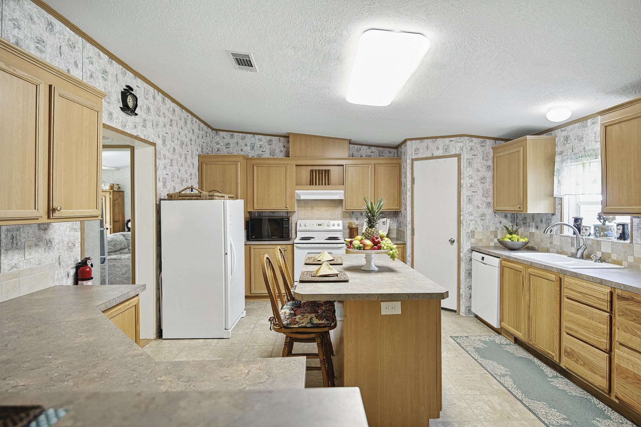 Image 9 of 51 For 2257 Whippoorwill Drive