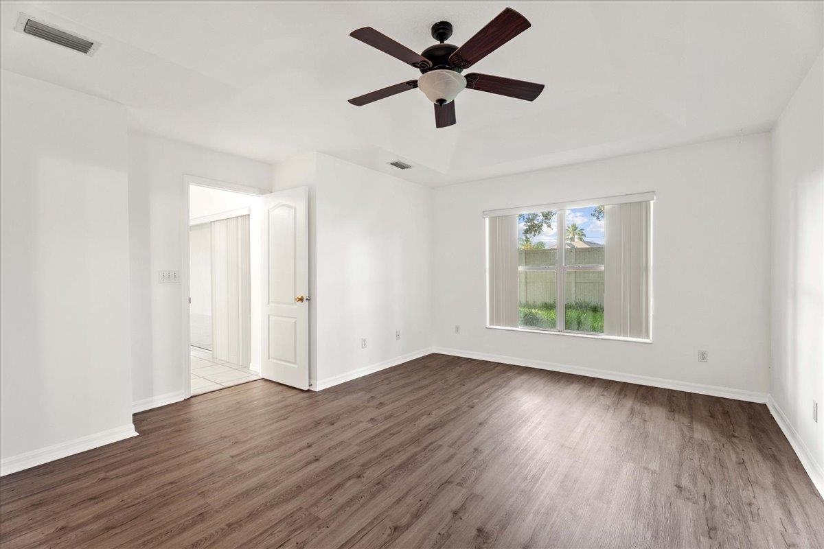 Image 9 of 16 For 980 Windward Way