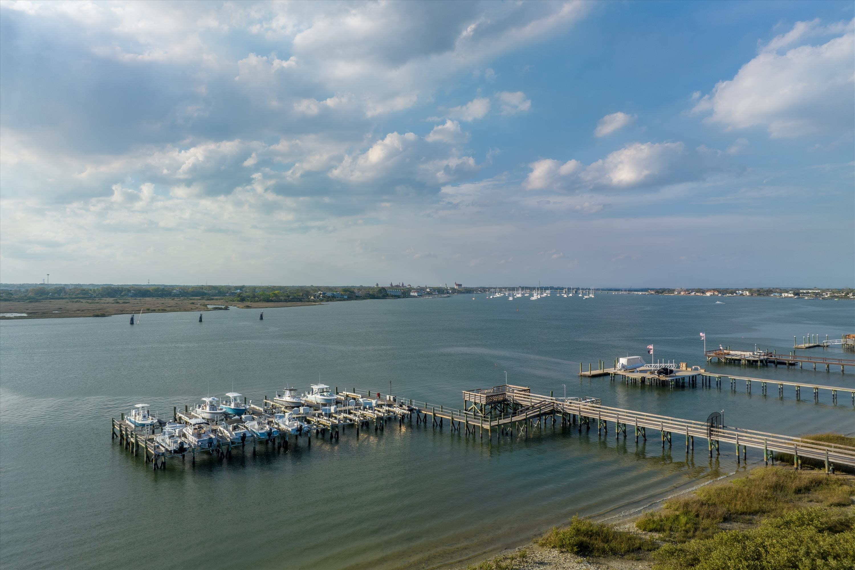 Image 4 of 6 For 228 Pelican Reef Dr