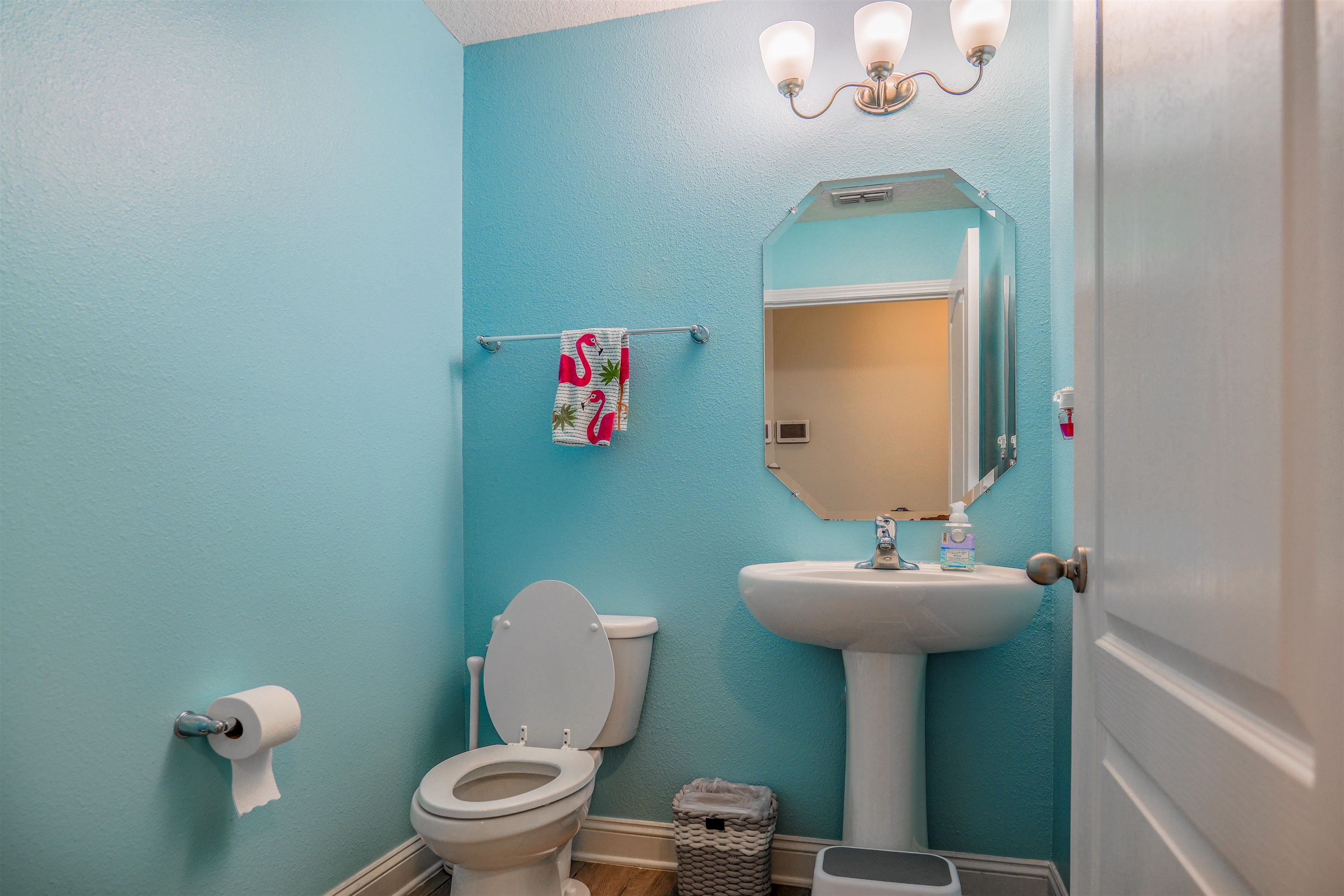 Image 26 of 31 For 310 Cedarstone Way