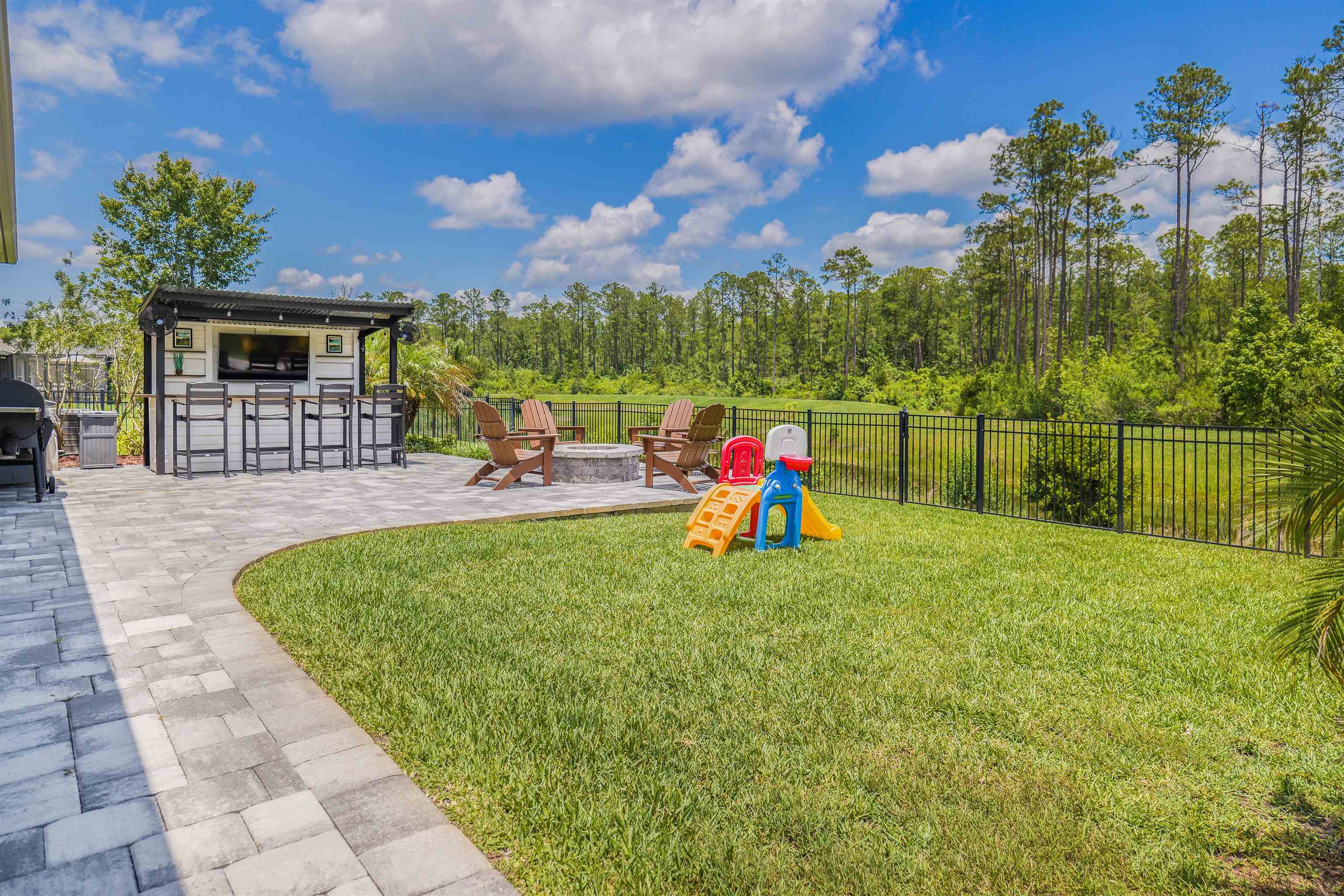 Image 27 of 31 For 310 Cedarstone Way