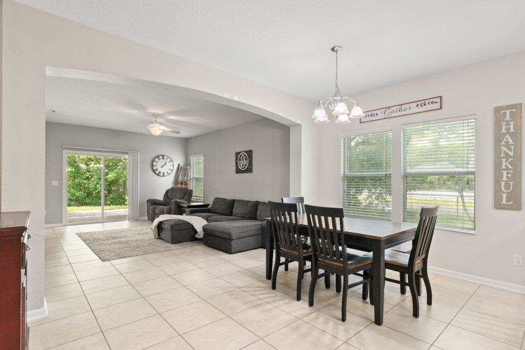 Image 13 of 60 For 117 Mission Cove Cir