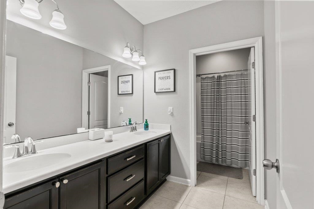 Image 26 of 60 For 117 Mission Cove Cir
