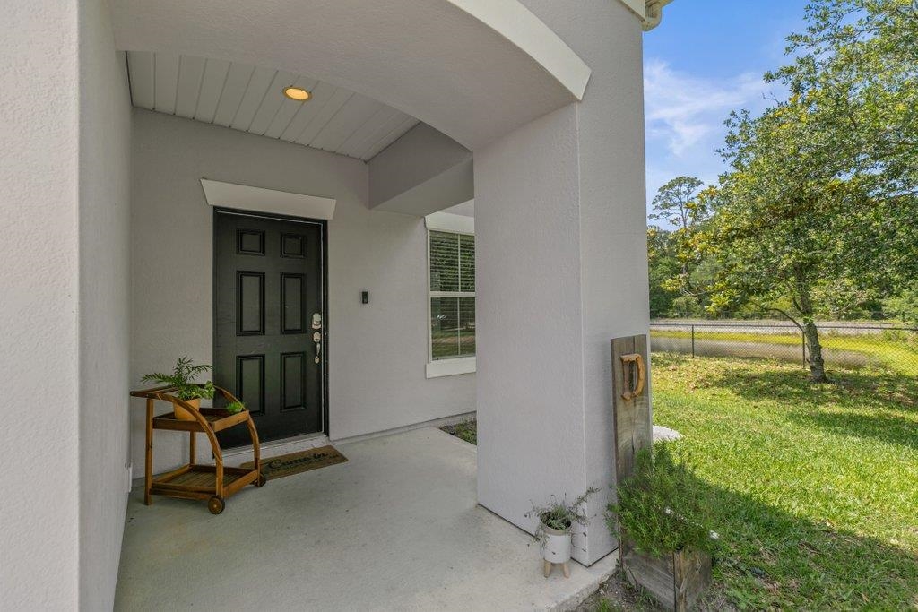 Image 3 of 60 For 117 Mission Cove Cir
