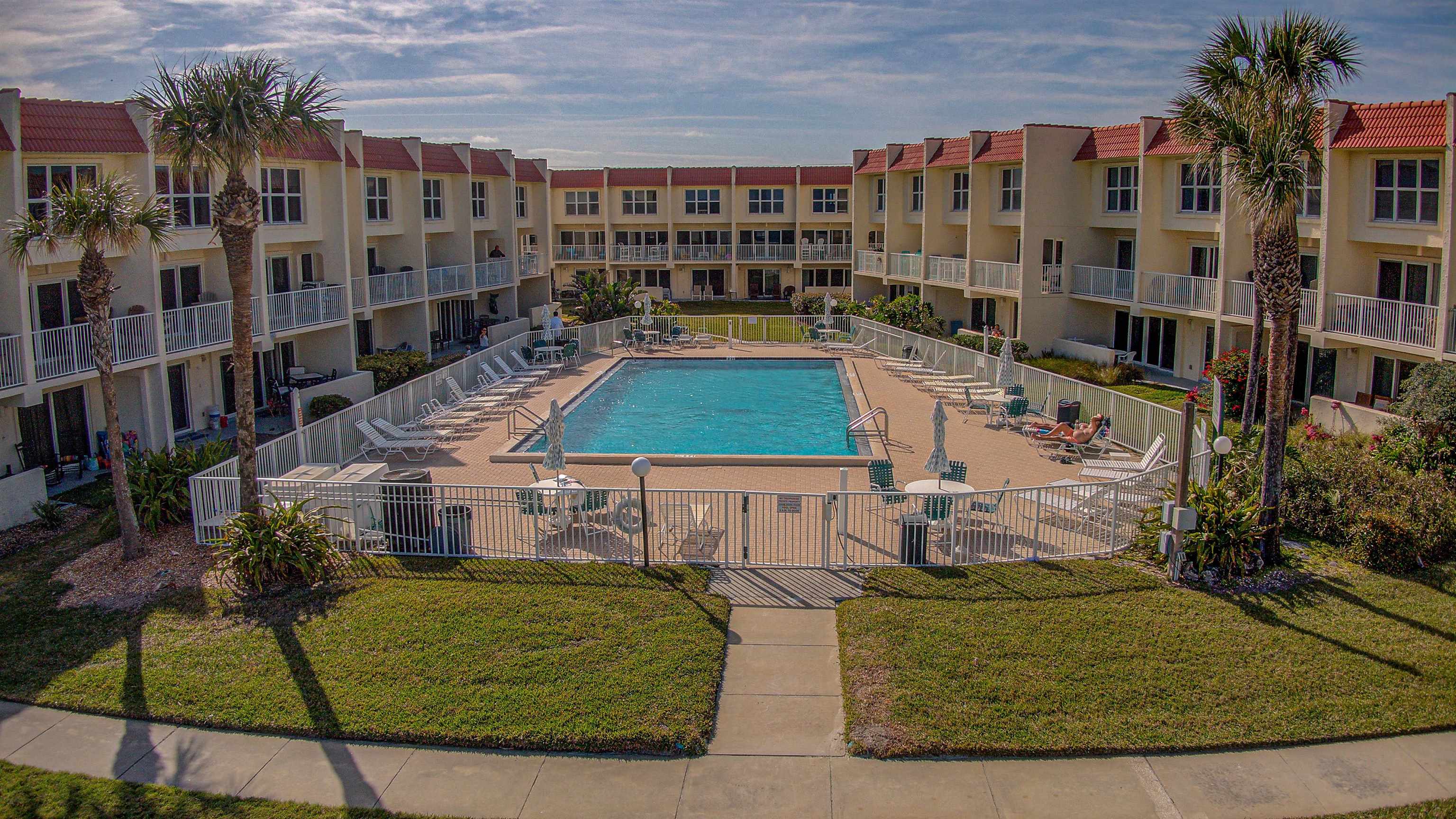 Image 26 of 29 For 390 A1a Beach Blvd  43