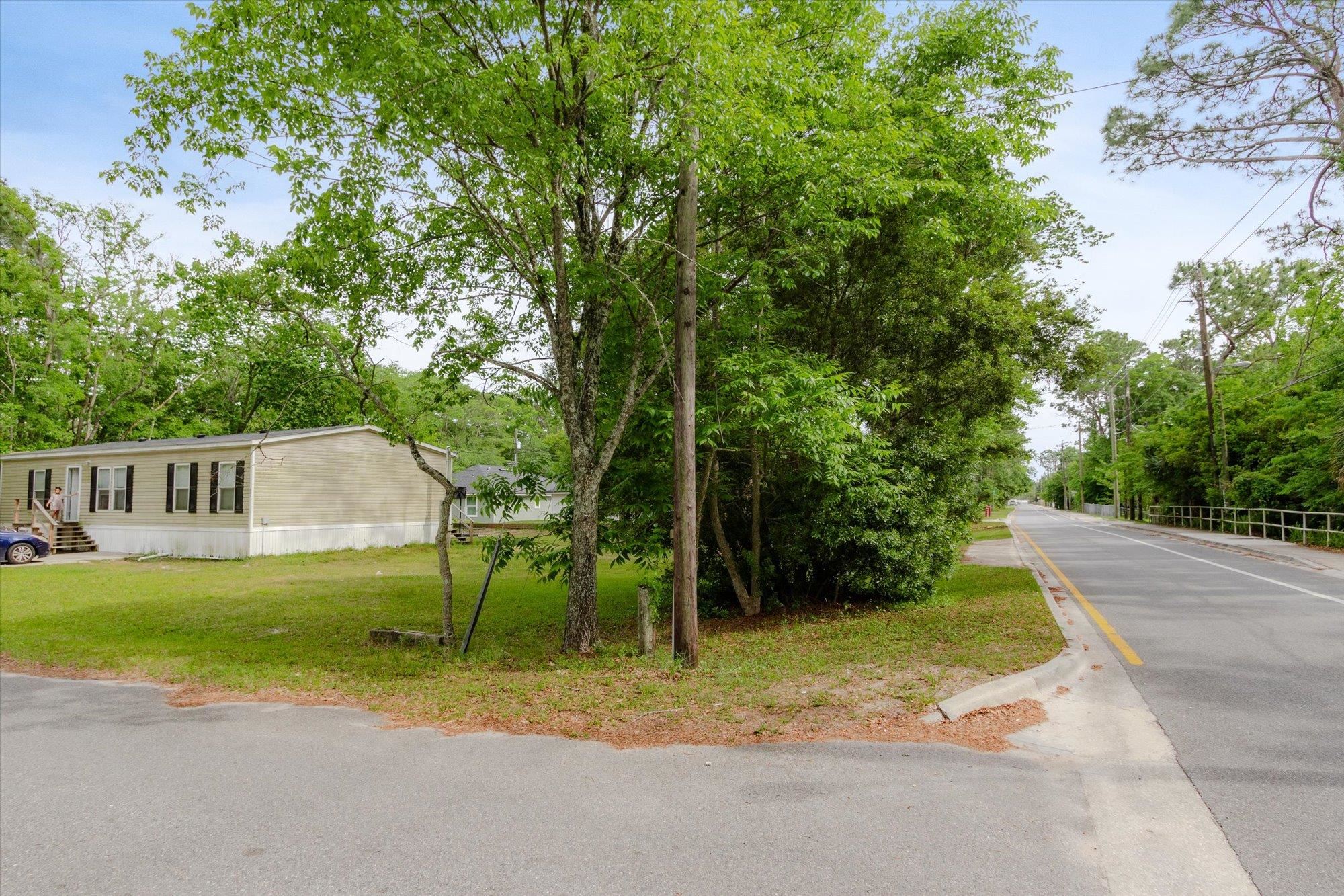 Image 6 of 9 For 800 Saint Johns Street S