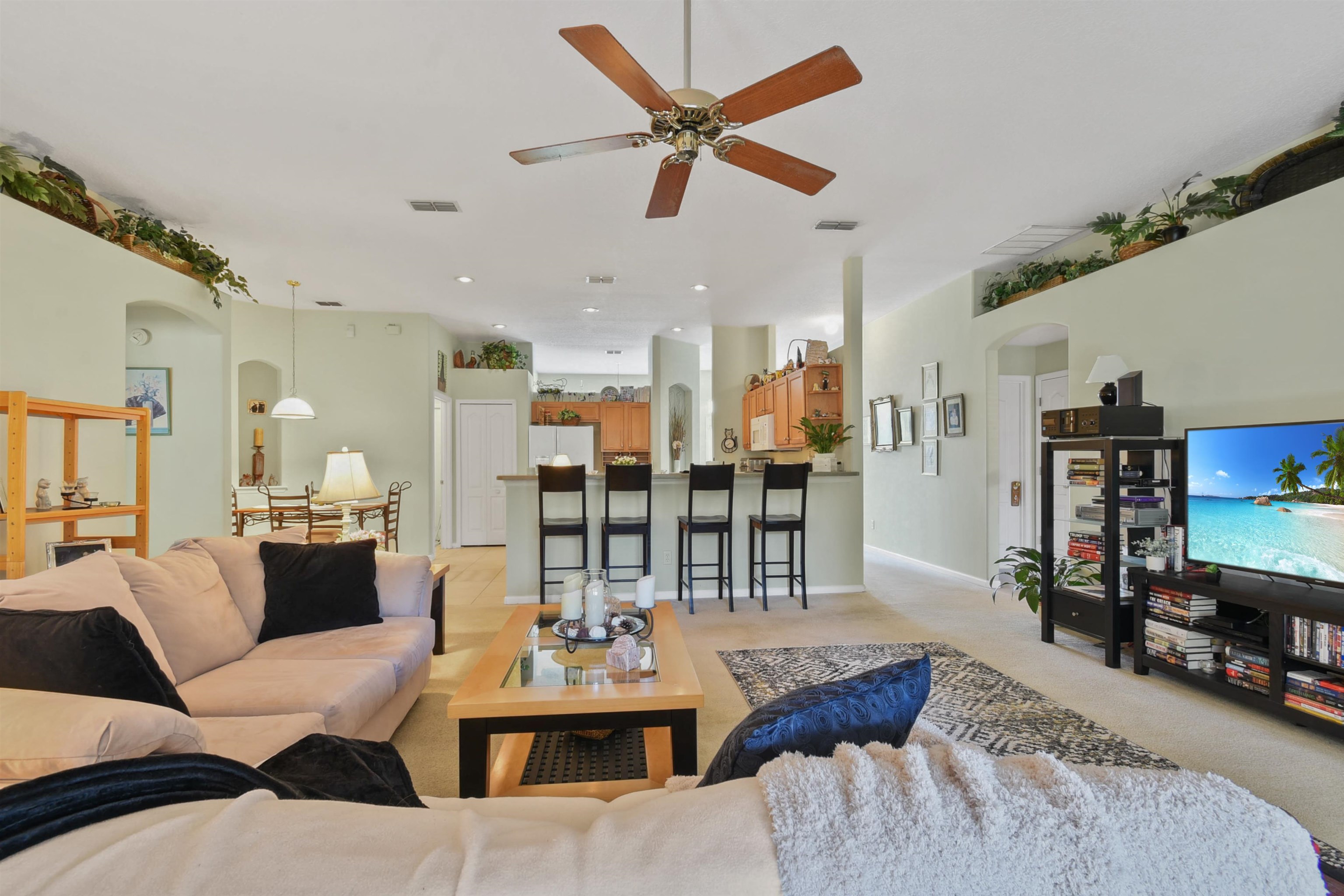 Image 14 of 36 For 5586 Loon Lake Ct