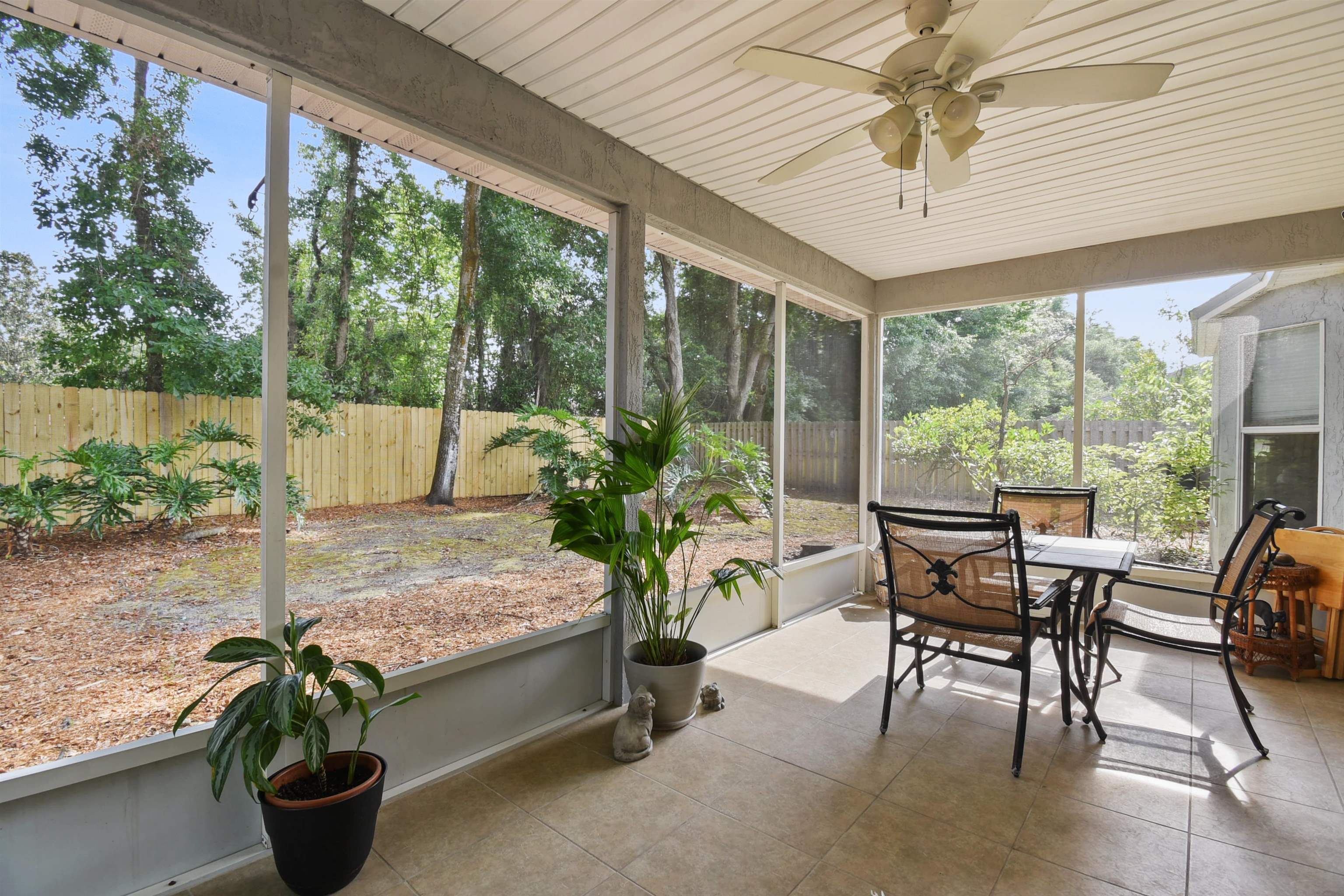 Image 28 of 36 For 5586 Loon Lake Ct