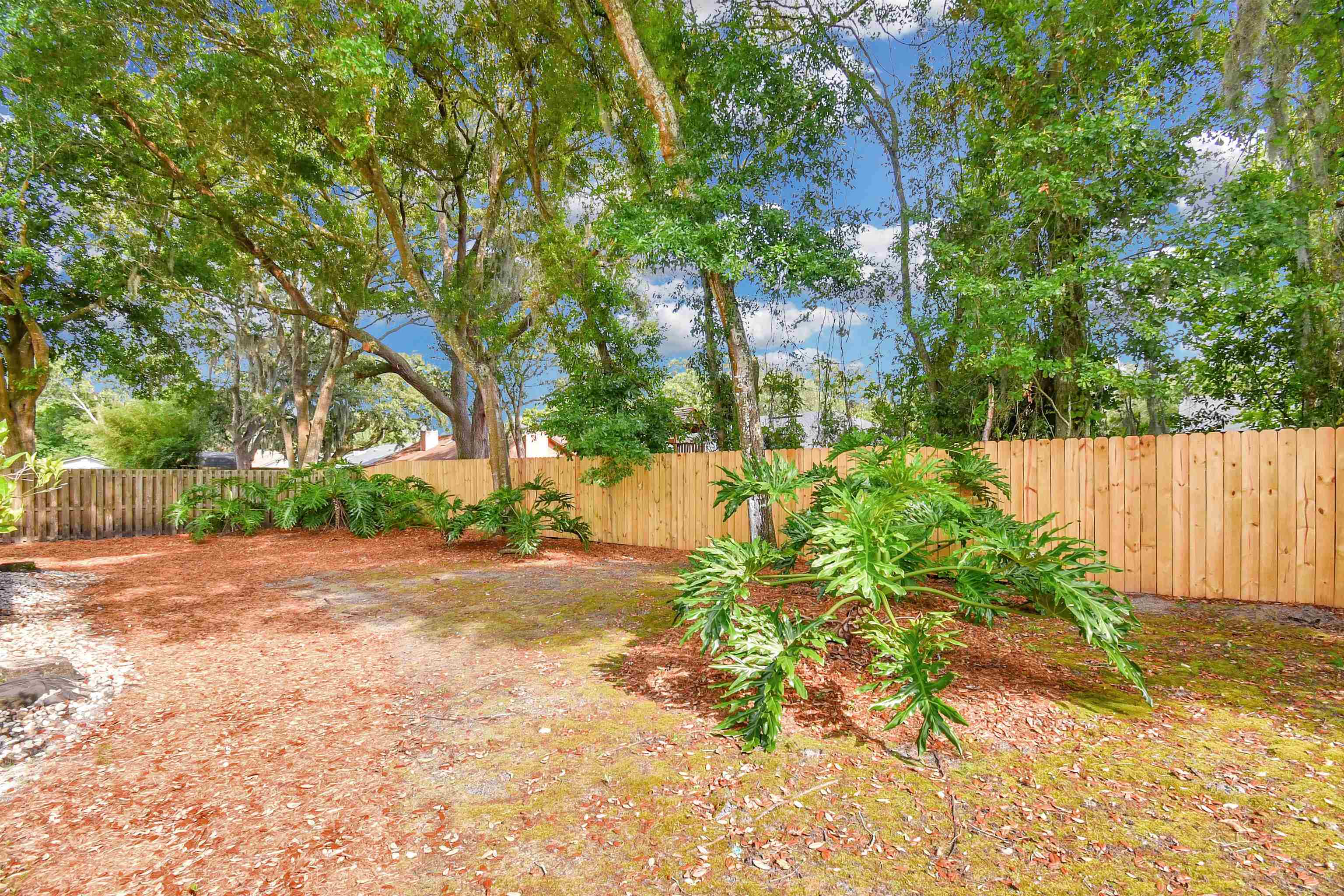 Image 32 of 36 For 5586 Loon Lake Ct