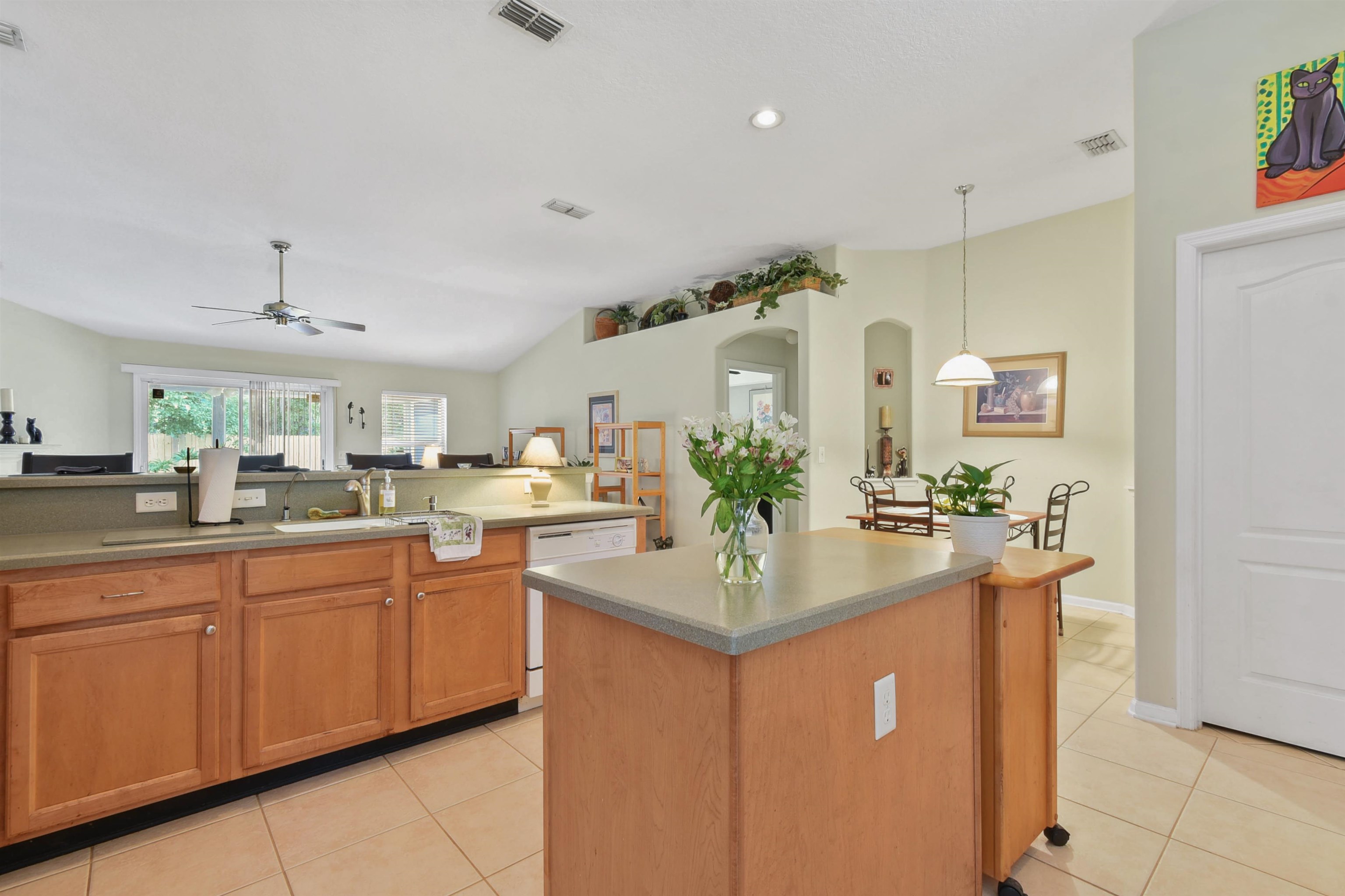 Image 7 of 36 For 5586 Loon Lake Ct