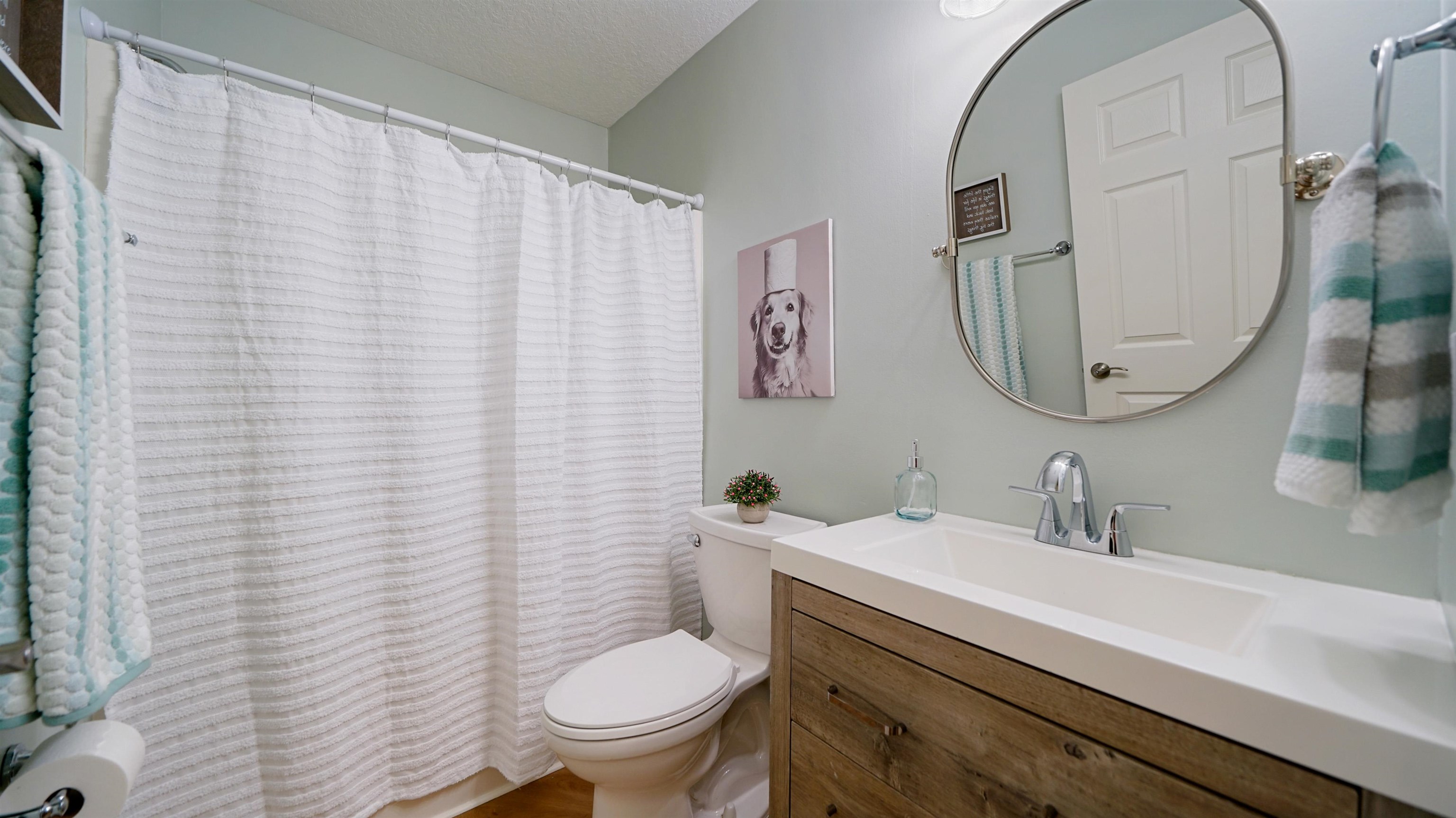 Image 26 of 45 For 2020 Spring Meadows Ct