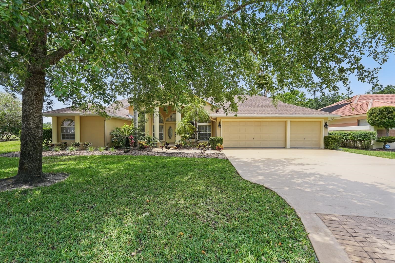 Details for 47 Old Oak Dr, Palm Coast, FL 32137